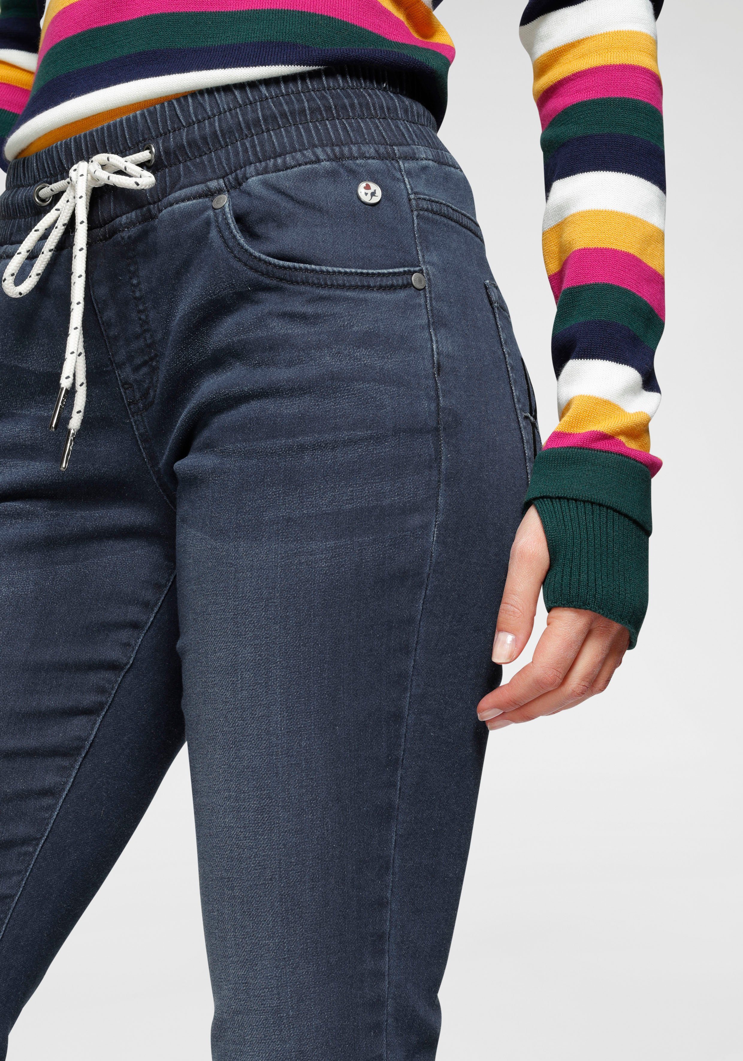 KangaROOS Prettige jeans elastische pasvorm, rechte pijp