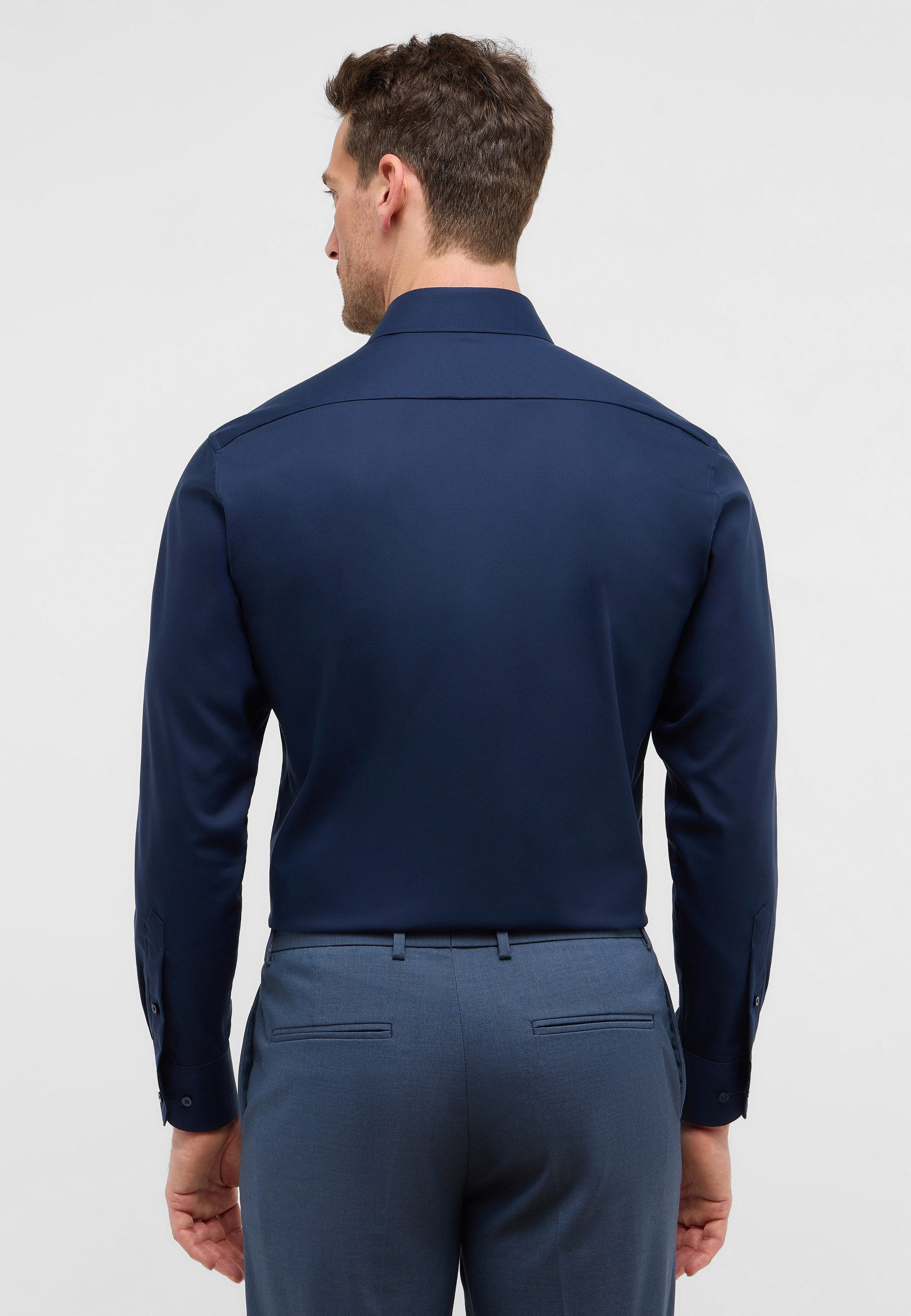 Eterna Overhemd met lange mouwen MODERN FIT NON IRON (strijkvrij)