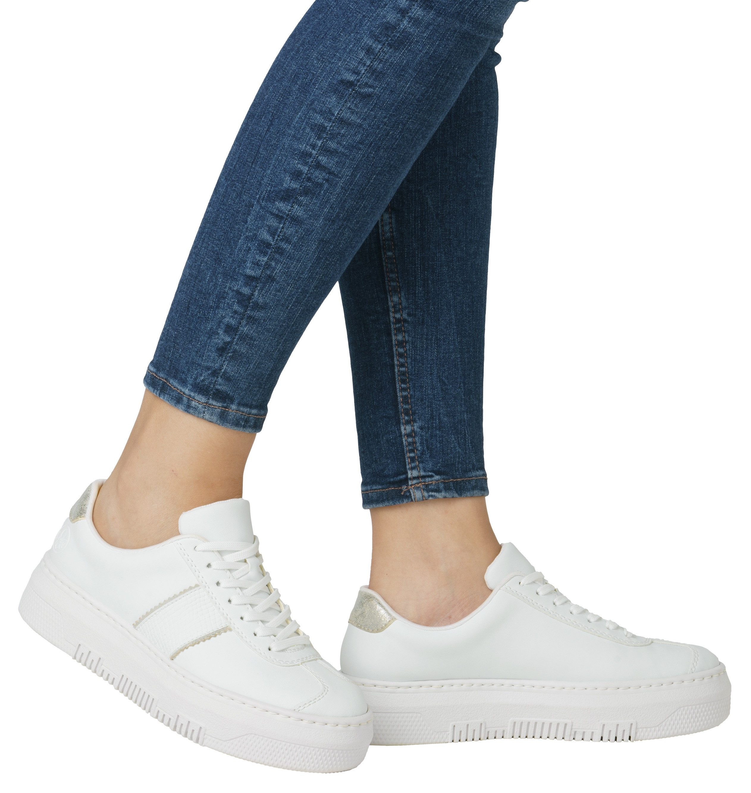 Rieker Plateausneakers veterschoen, lage schoen, vrijetijdsschoen met gepolsterde schachtversteviging