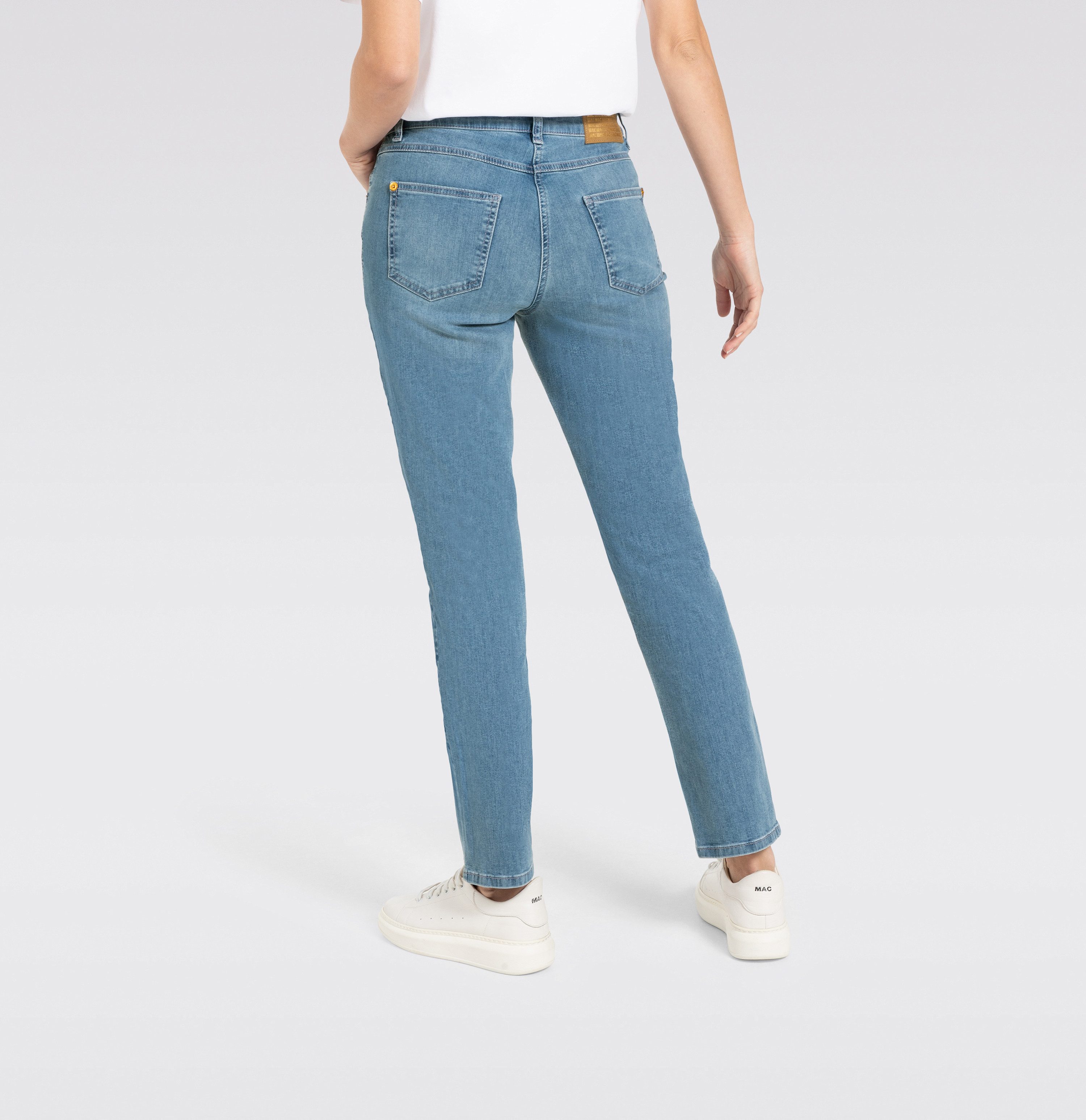 MAC Stretch jeans Melanie Recht model