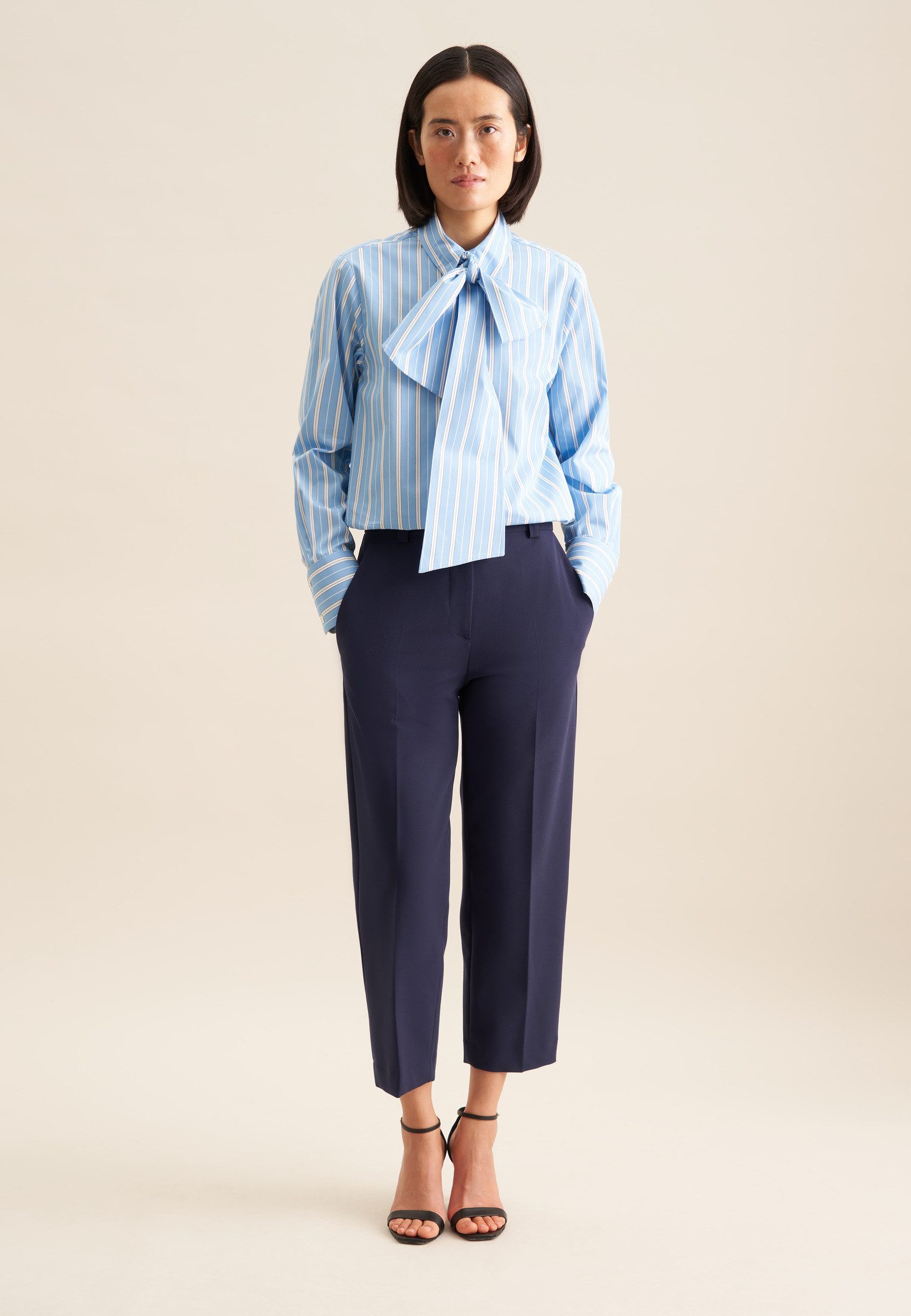 seidensticker Blouse met kraagstrik Zwarte roos Lange mouwen kraag strepen