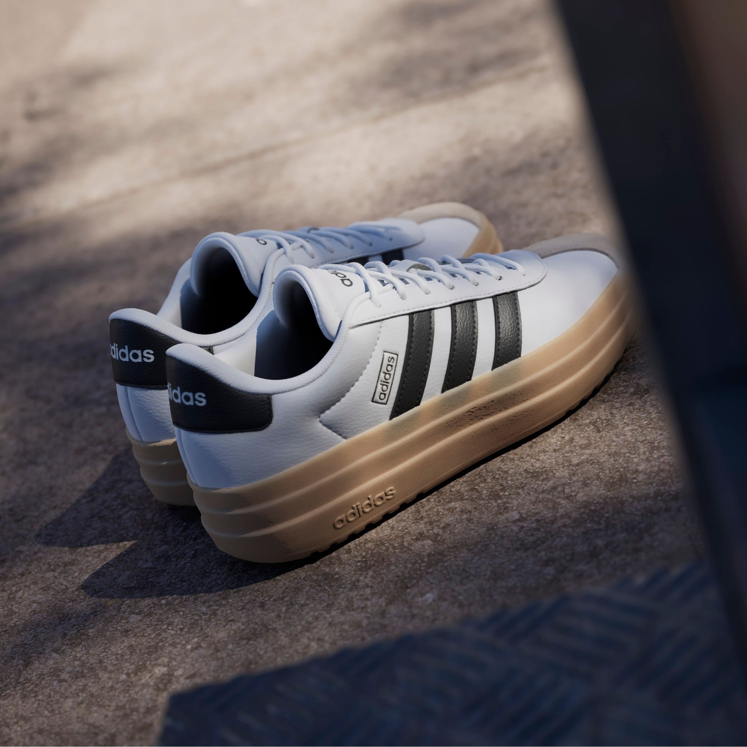 adidas Sportswear Sneakers VL COURT BOLD Design in de voetsporen van de adidas Gazelle Bold