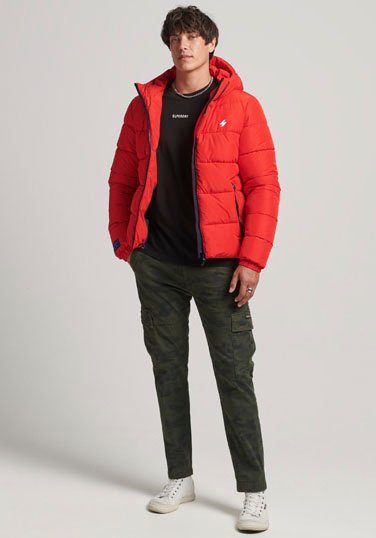 Superdry Gewatteerde jas HOODED SPORTS PUFFR JACKET met contrastkleurig borduursel