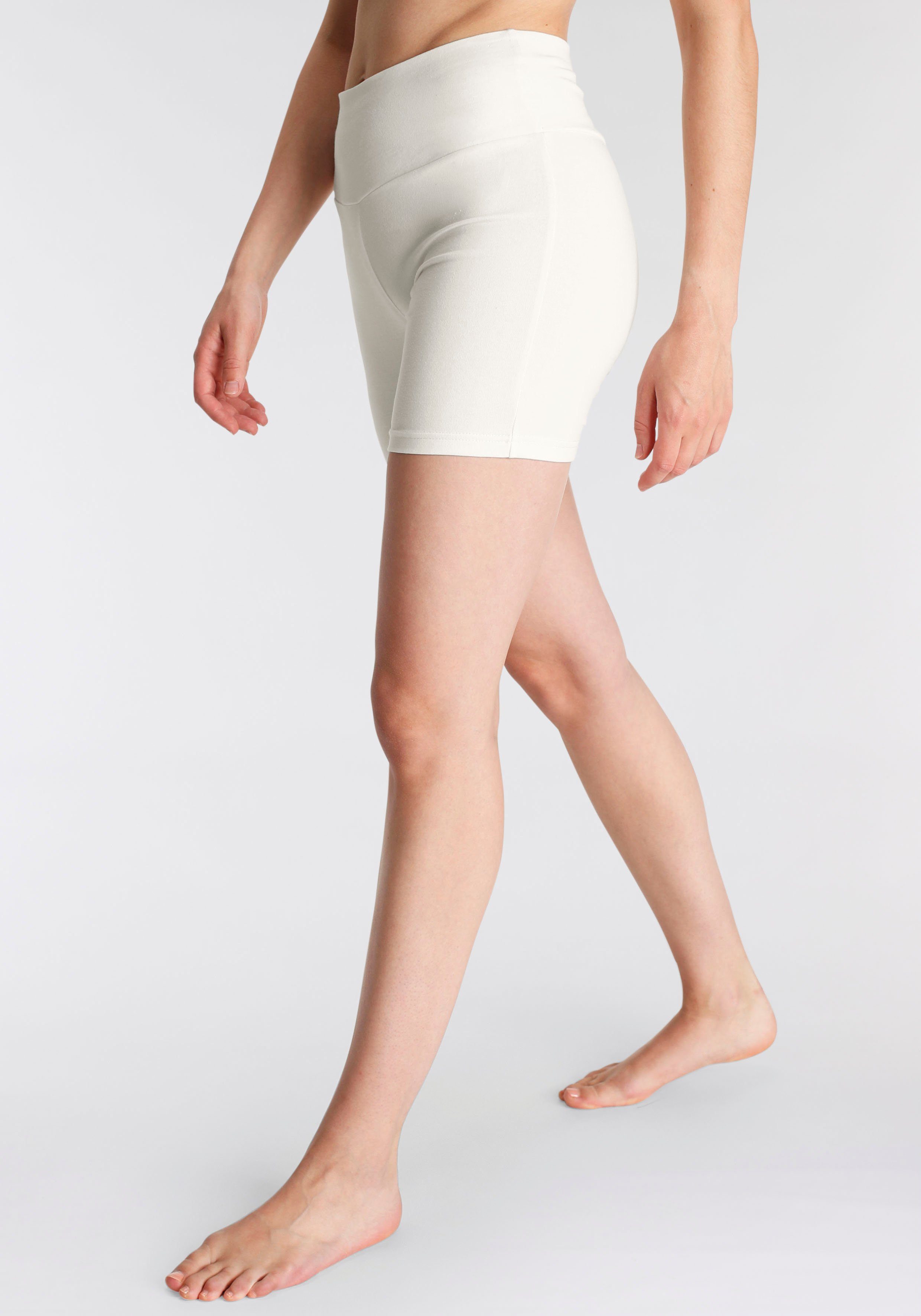 Lascana Short met brede boord en logoprint