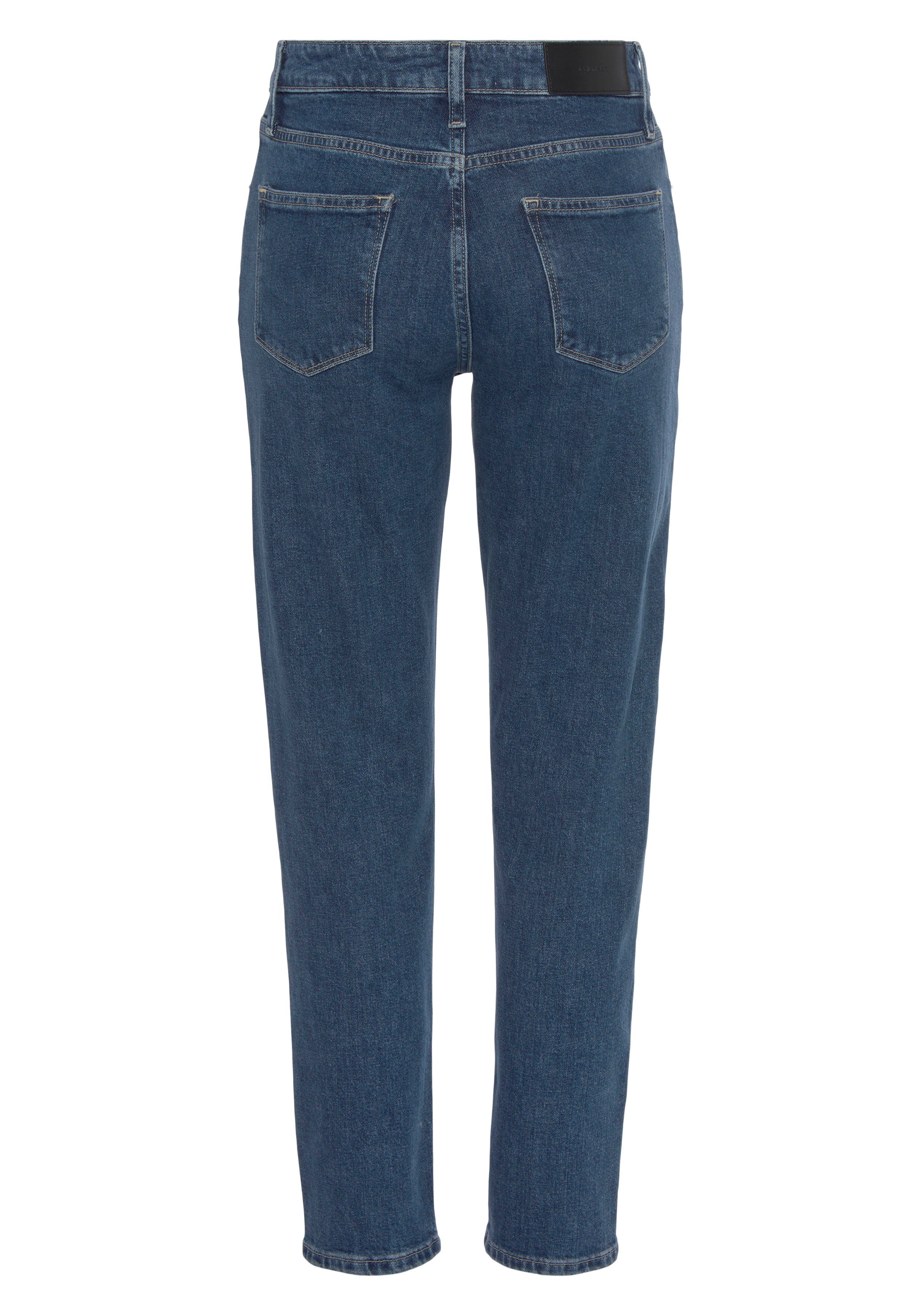 Calvin Klein Slim fit jeans MR SLIM - SOFT BLACK met leren merklabel aan de achterkant van de tailleband