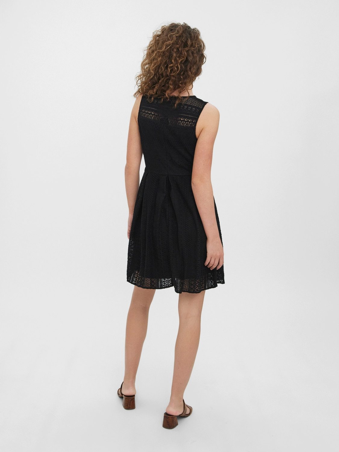 Vero Moda Mini-jurk VMHONEY LACE S L O-NECK SHORT DRESS WVN