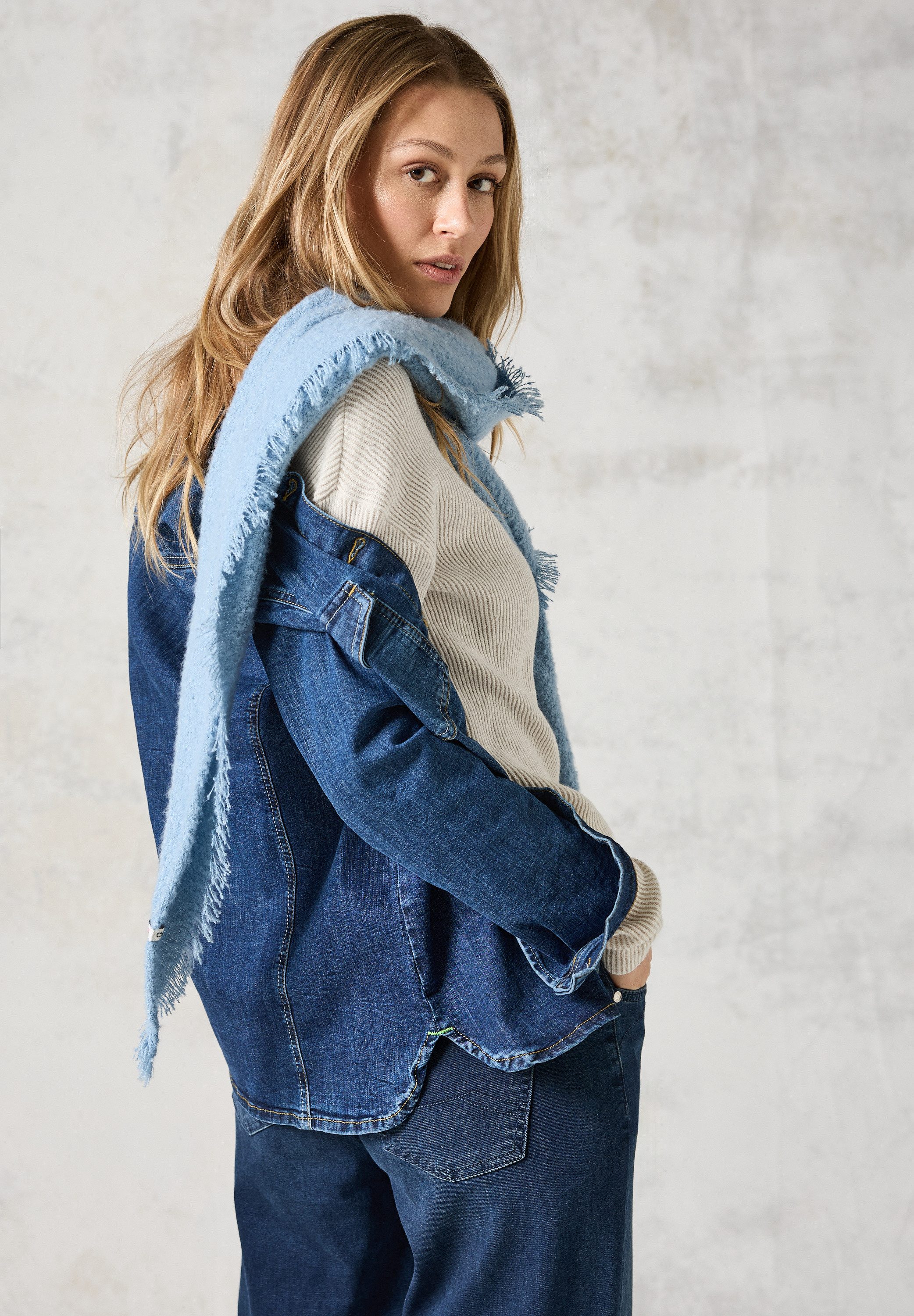 Cecil Gebreide trui in two-tone look en met staande kraag