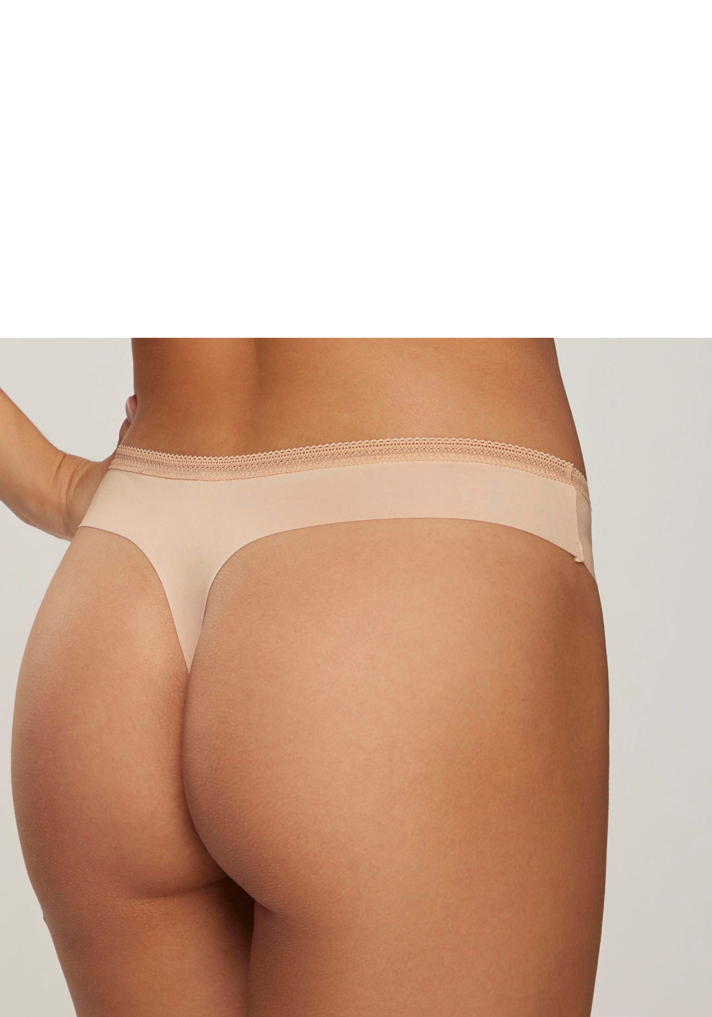 s.Oliver RED LABEL Beachwear String SEAMLESS met naadloze verwerking en mooie kant-bies