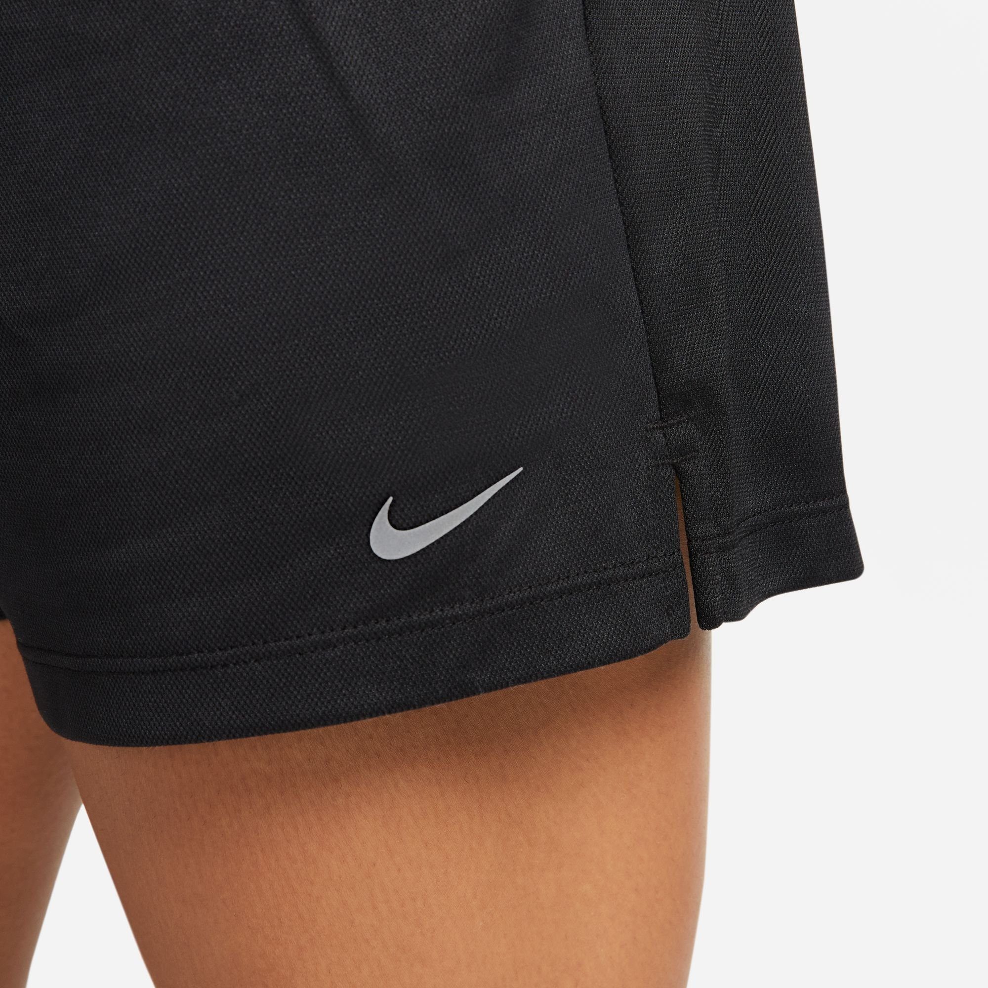 Nike Trainingsshort DRI-FIT ATTACK WOMEN'S MID-RISE UNLINED SHORTS