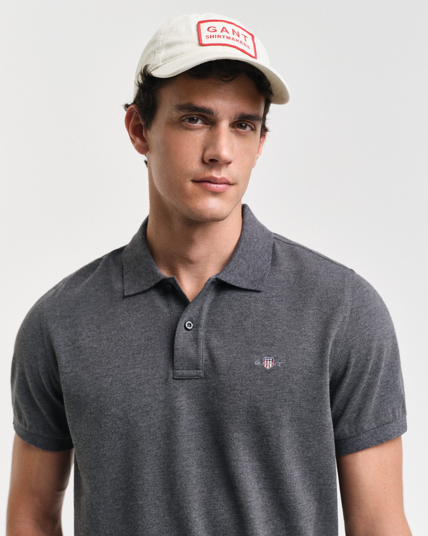 Gant Poloshirt REG SHIELD SS PIQUE POLO met logo en platte breikraag 100% katoen pique