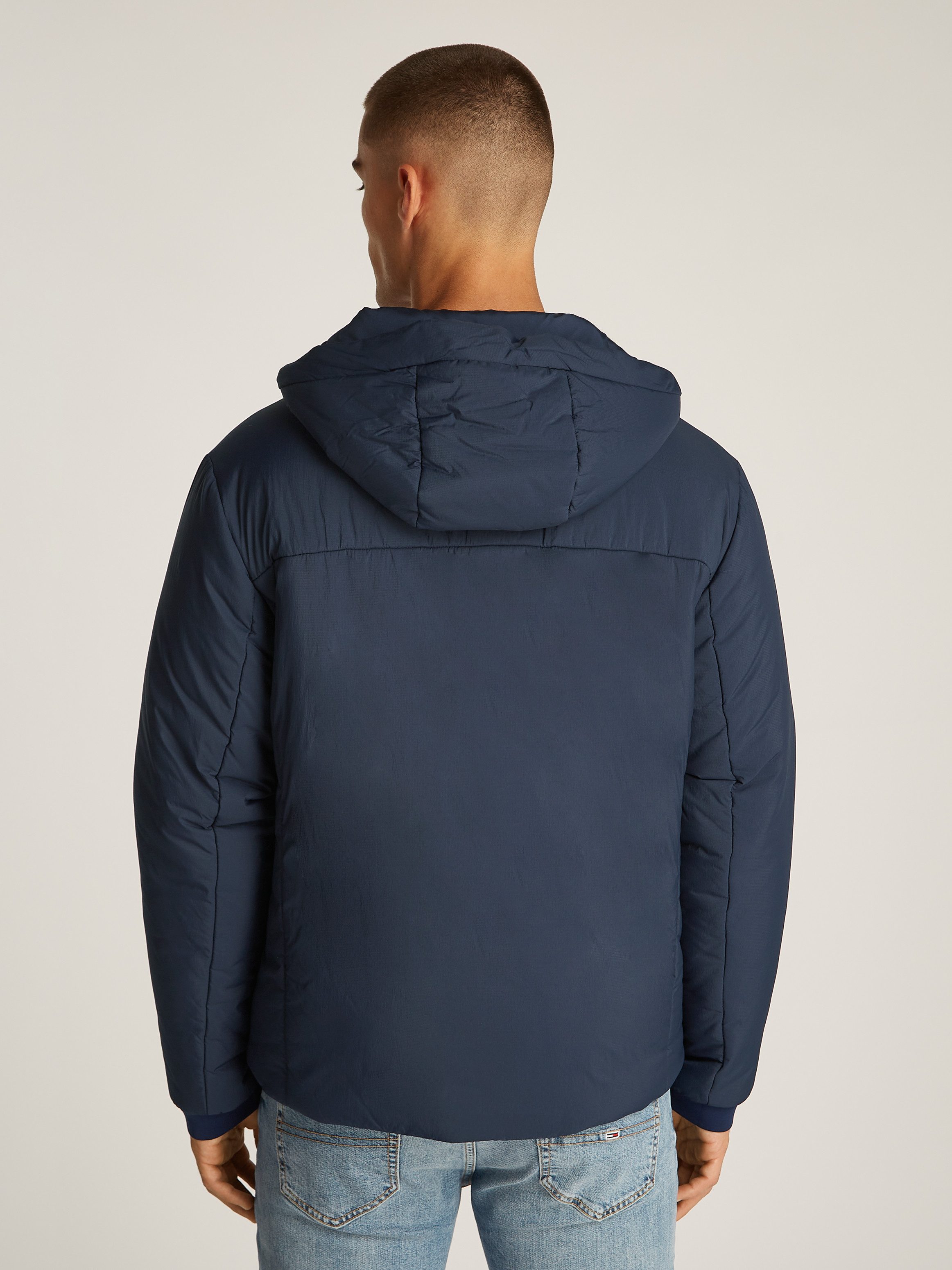 TOMMY JEANS Kort jack TJM LT POLY JACKET EXT