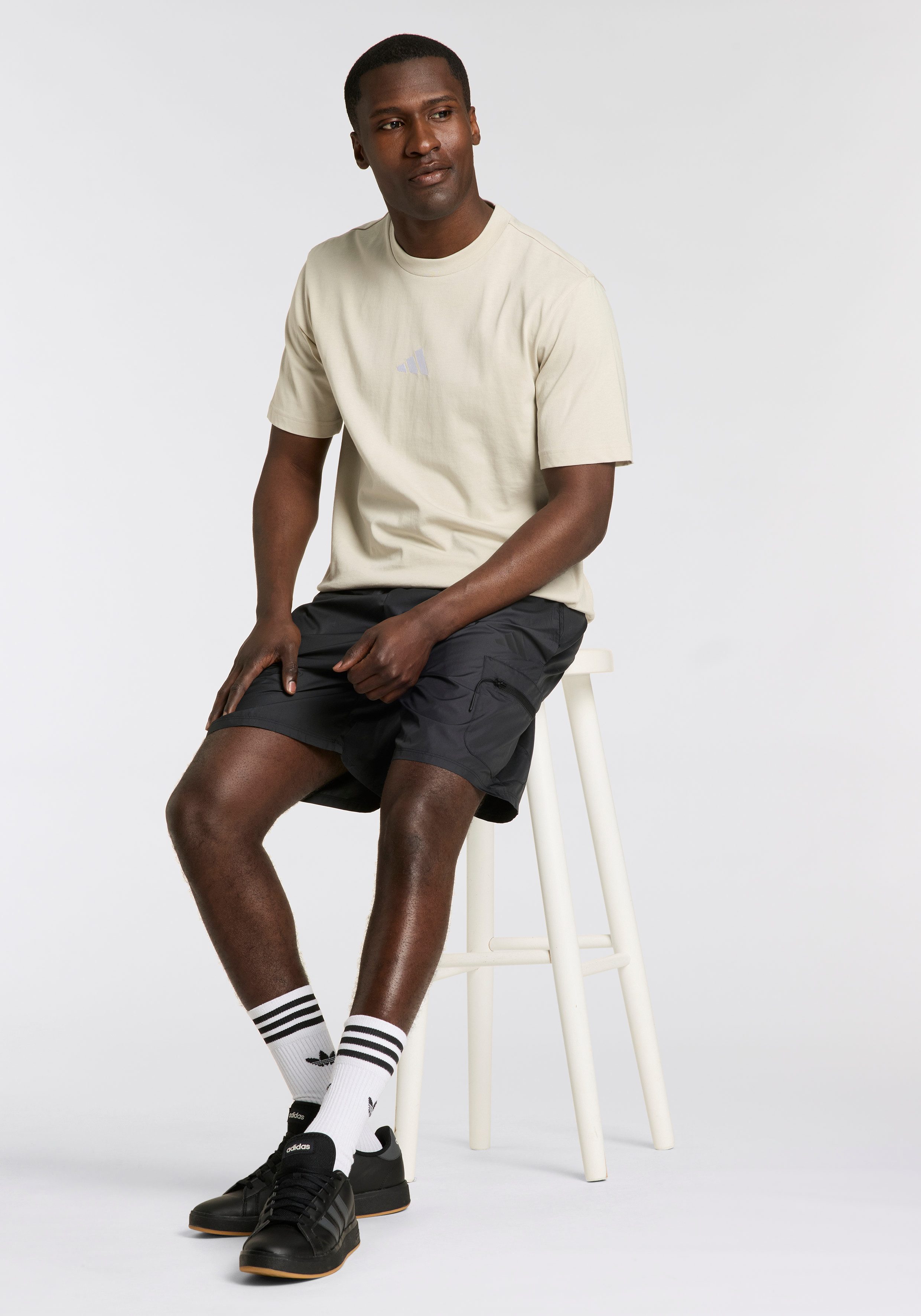 adidas Sportswear Short M CE SHO GD (1-delig)
