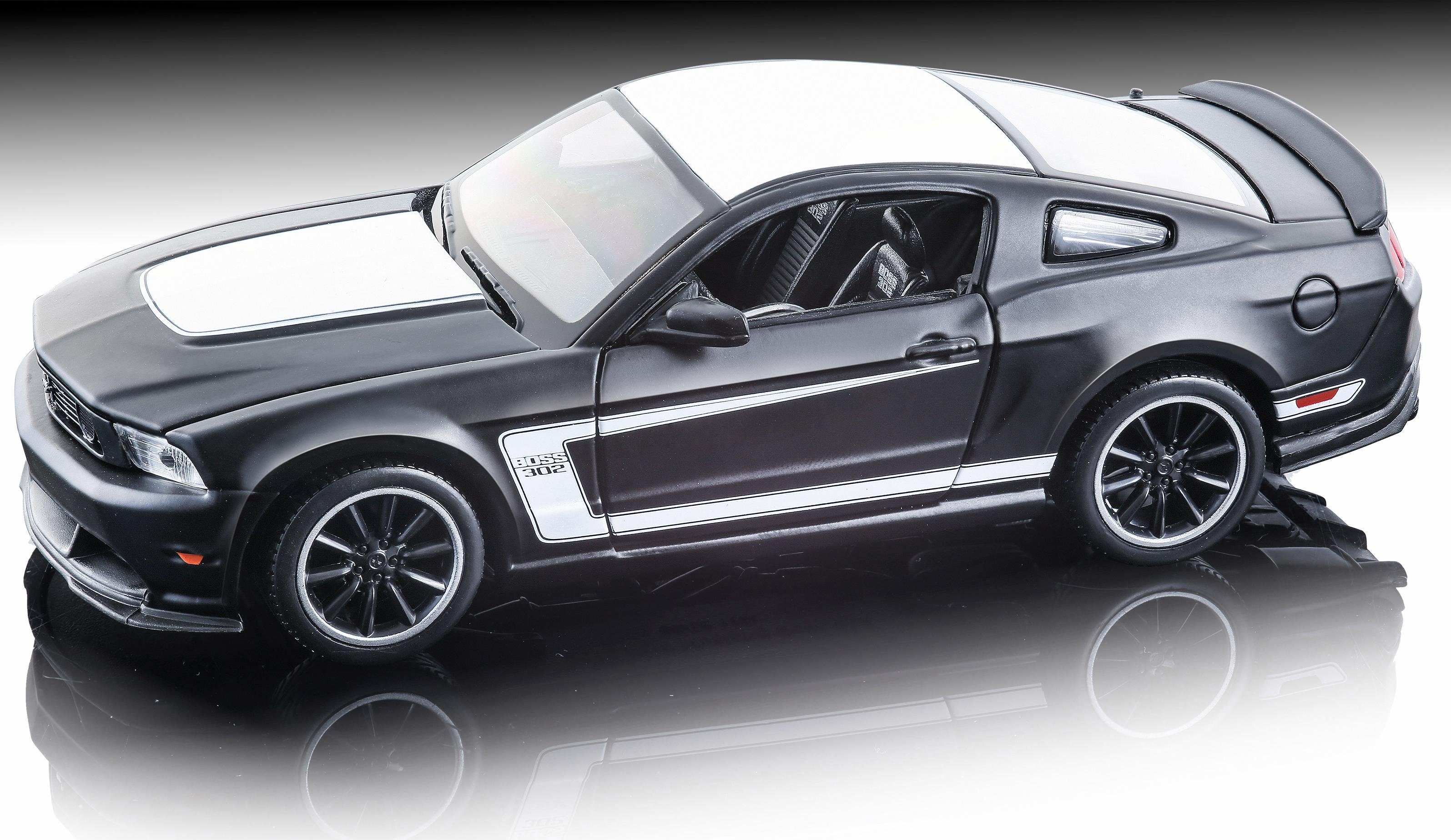 Maisto® Auto op schaal Dull Black Collection, Ford Mustang Boss 302, 1:24, zwart