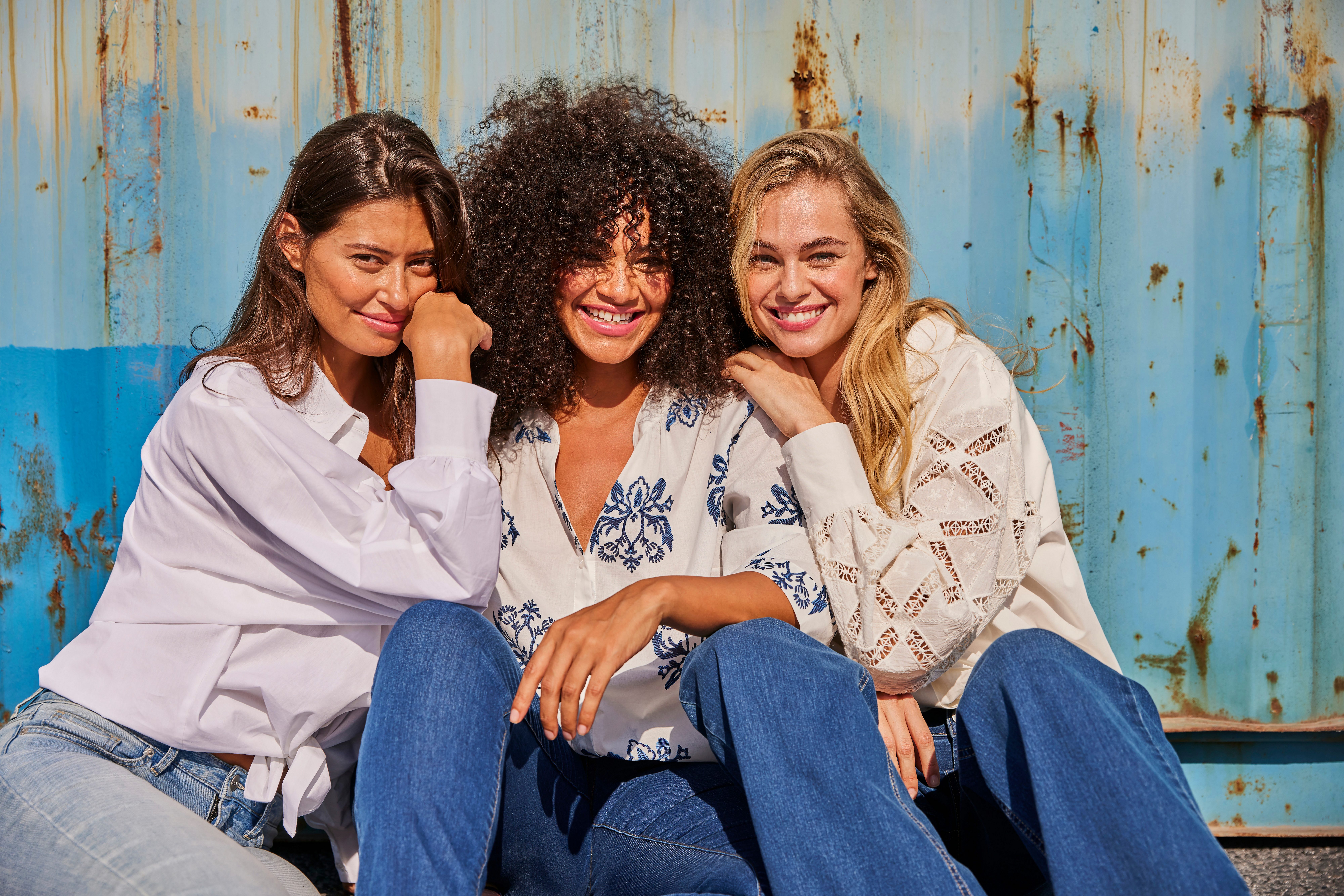 Aniston SELECTED Overhemdblouse met uitzonderlijke oversized snit