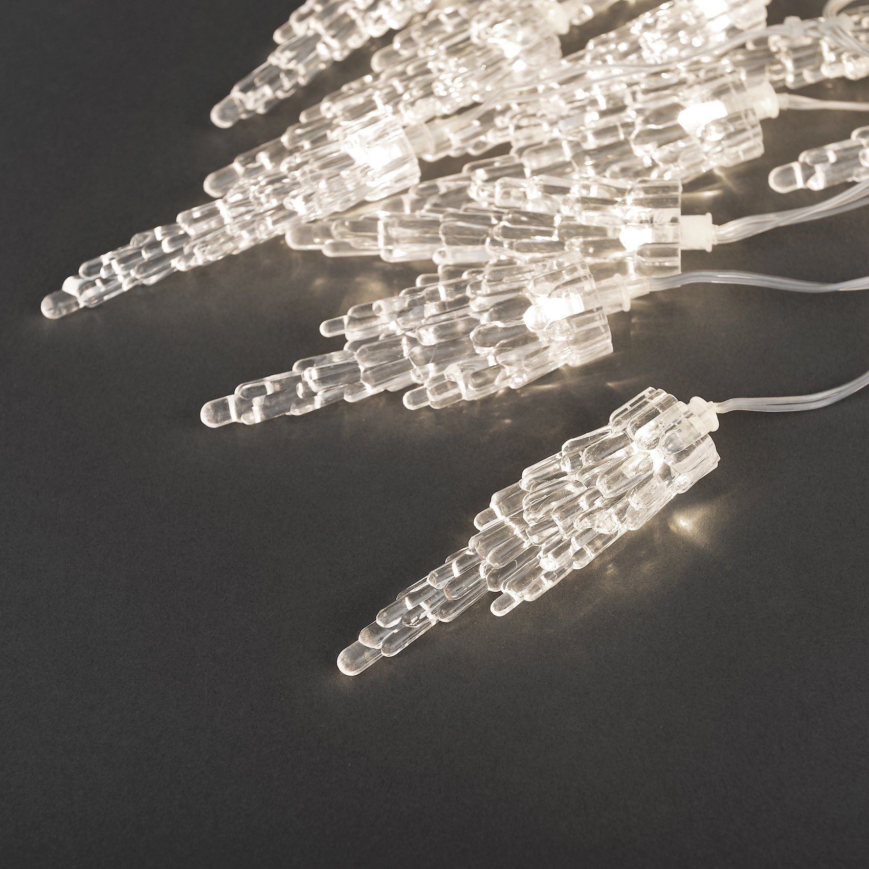 KONSTSMIDE Lichtgordijn Ijspegels, kerstversiering buiten met warm witte diodes, kabellengte ca. 4 meter