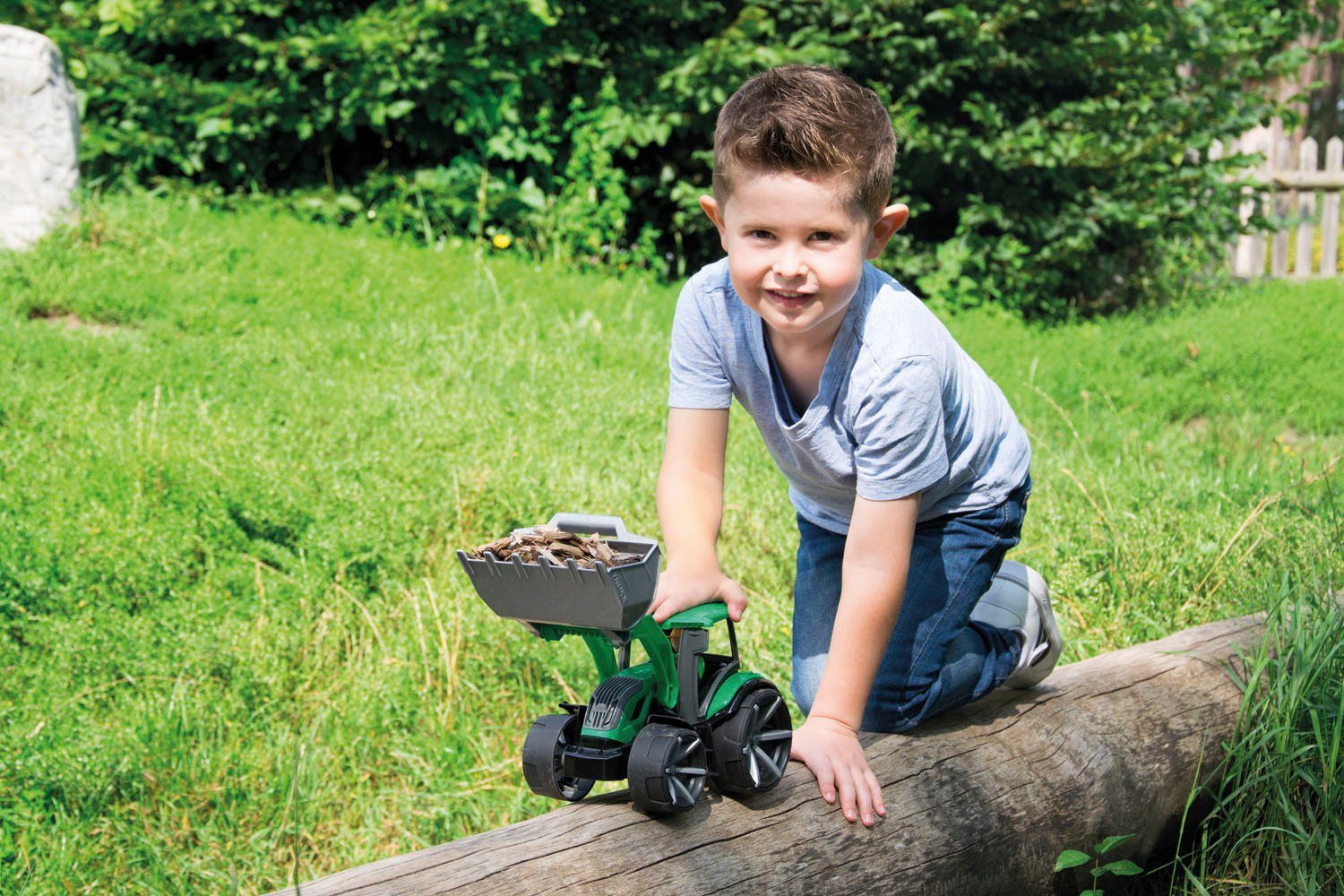 Lena® Speelgoed-tractor TRUXX², groen inclusief speelfiguur, made in europe