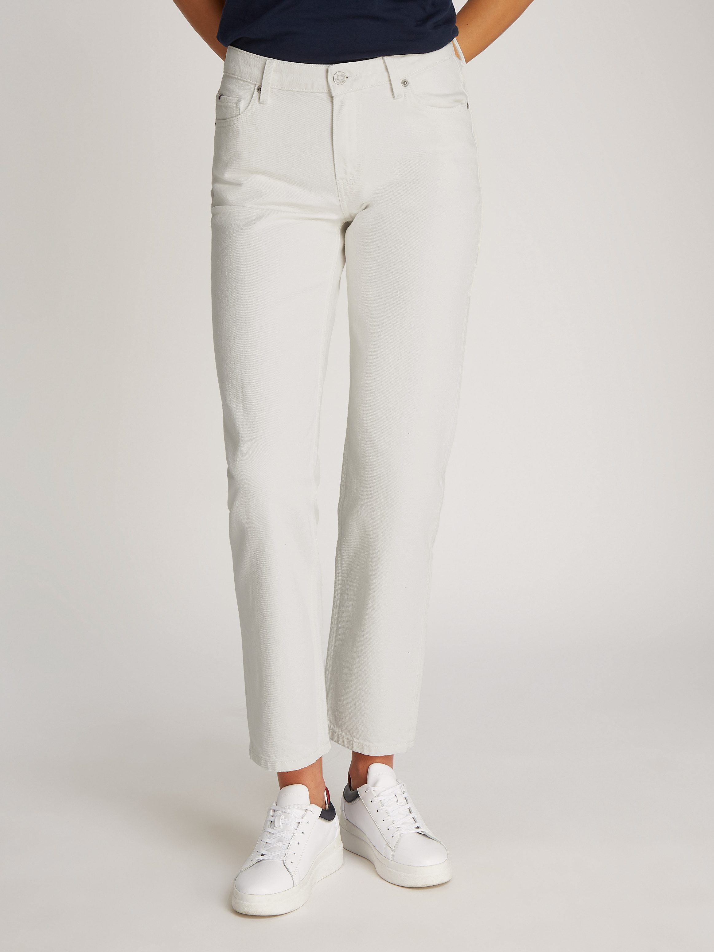 Tommy Hilfiger Straight jeans CLASSIC STRAIGHT RW ECRU met logo-badge, in enkel-lengte