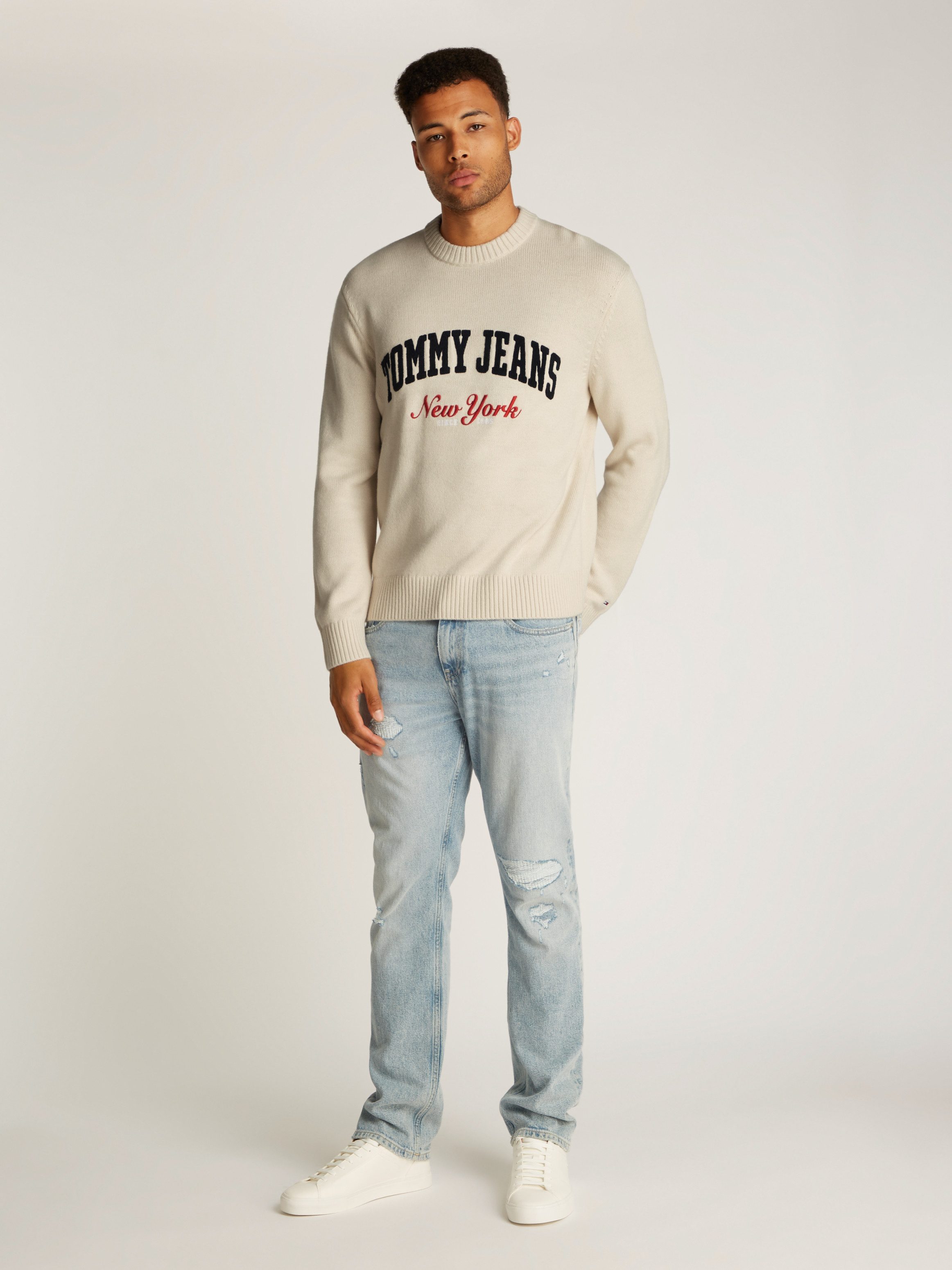 TOMMY JEANS Trui met ronde hals TJM REG VARSITY CREW SWEATER EXT