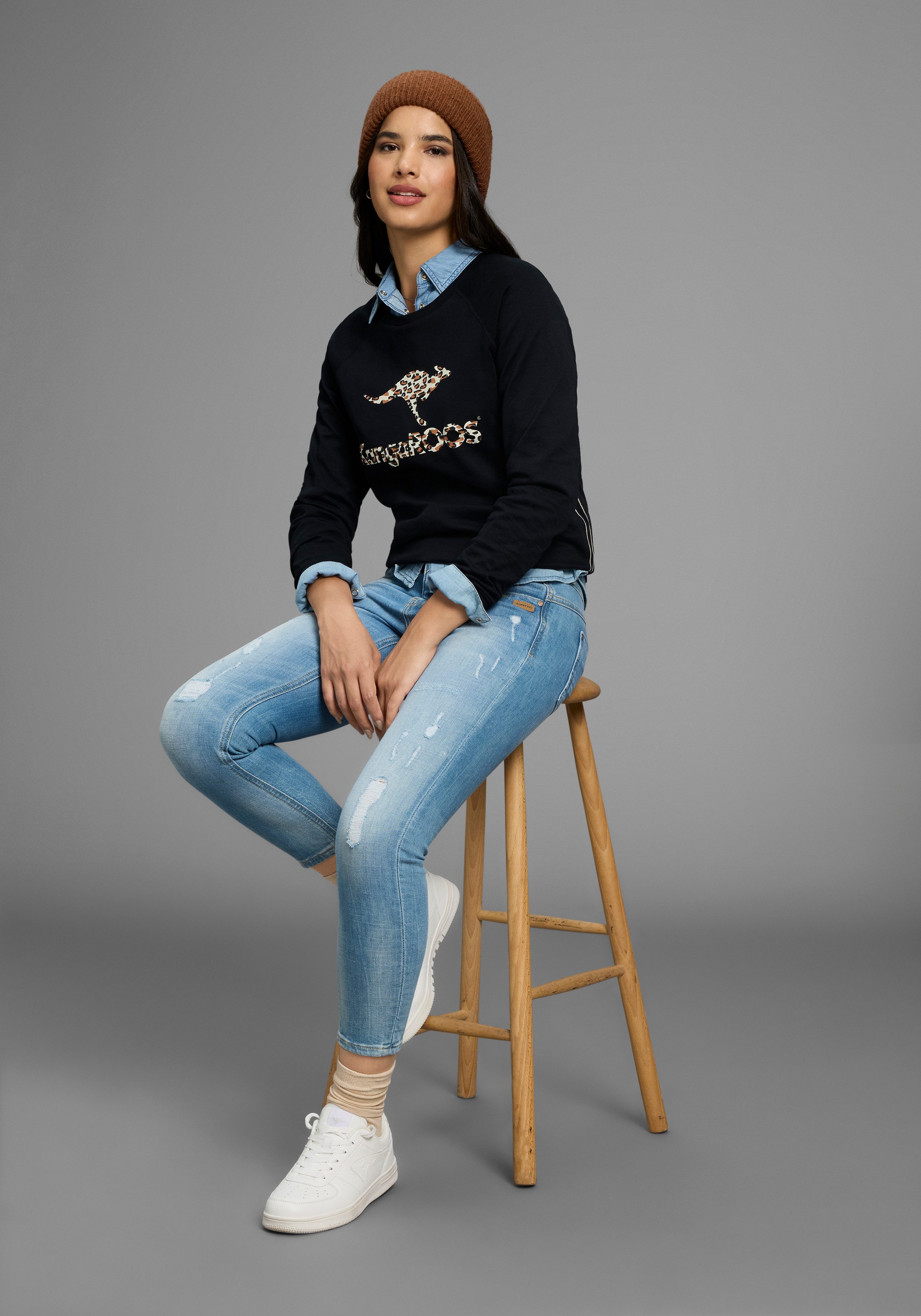 KangaROOS Sweatshirt Lange mouwen, figuurvolgende snit, met print, ronde hals
