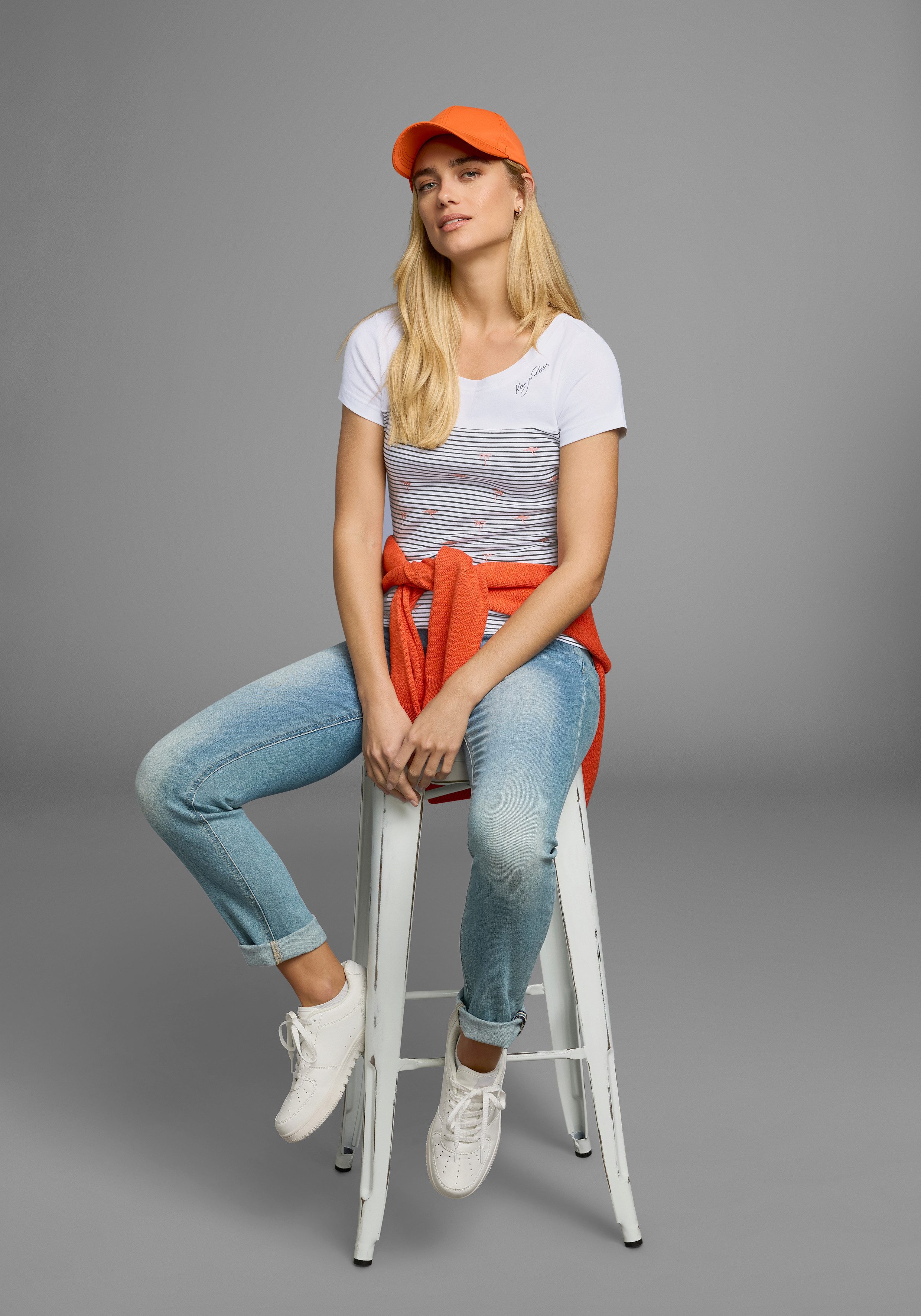 KangaROOS T-shirt Korte mouwen, zeer figuurvolgende pasvorm, van katoen