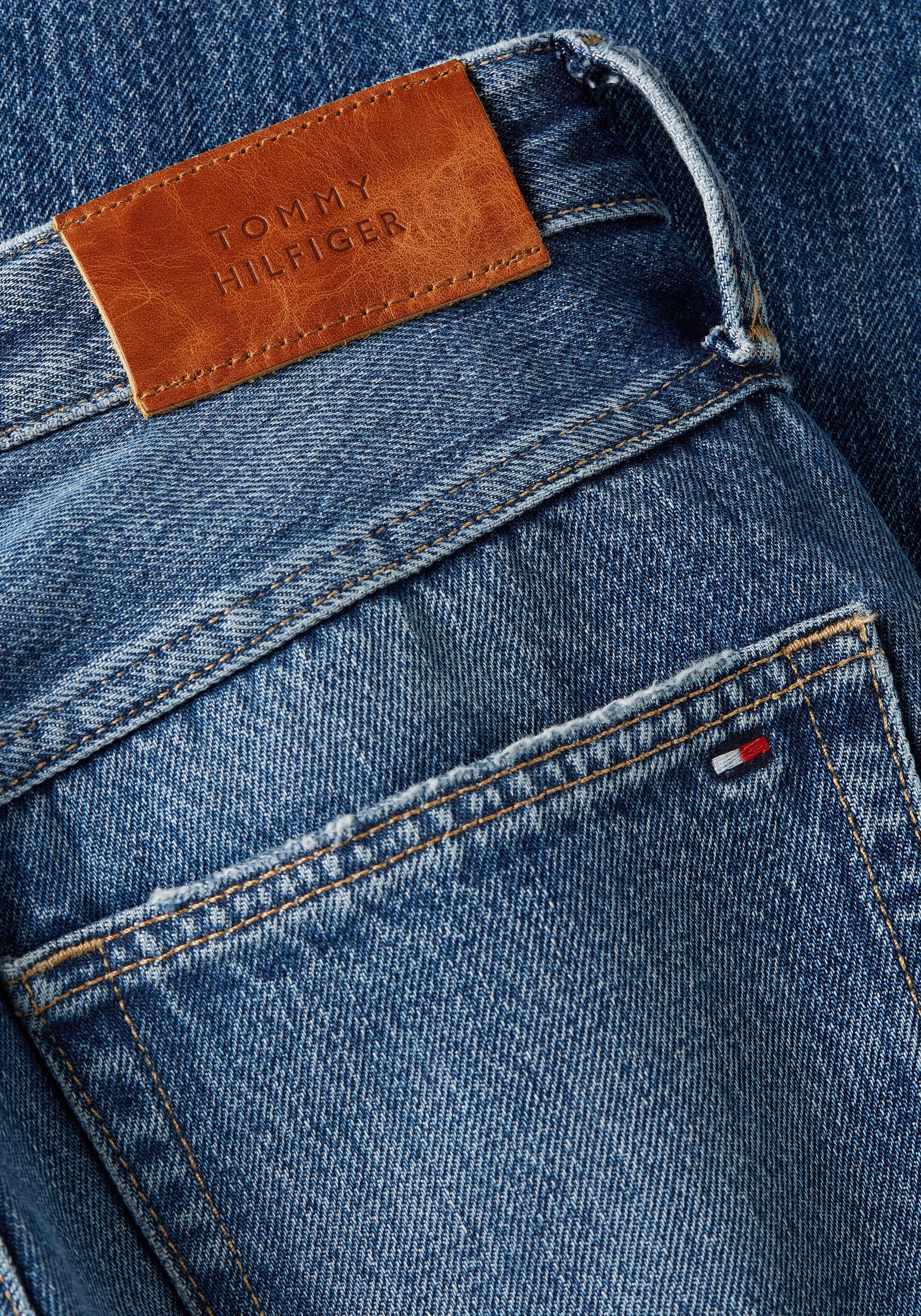 Tommy Hilfiger Straight jeans RELAXED STRAIGHT HW GER met tommy hilfiger logo-badge
