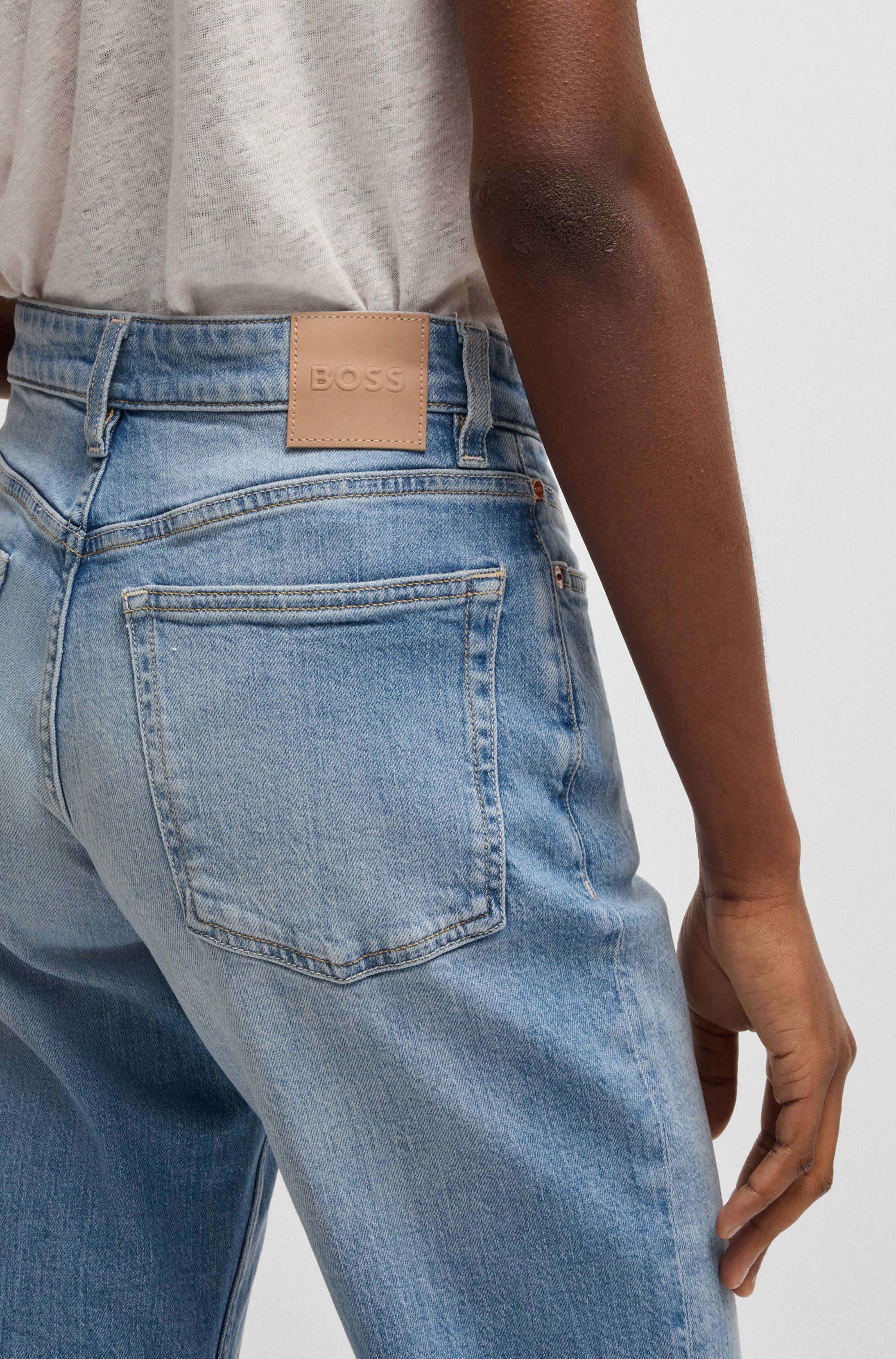 Boss Orange Wijd uitlopende jeans in cropped model (BOSS ORANGE DENIM)