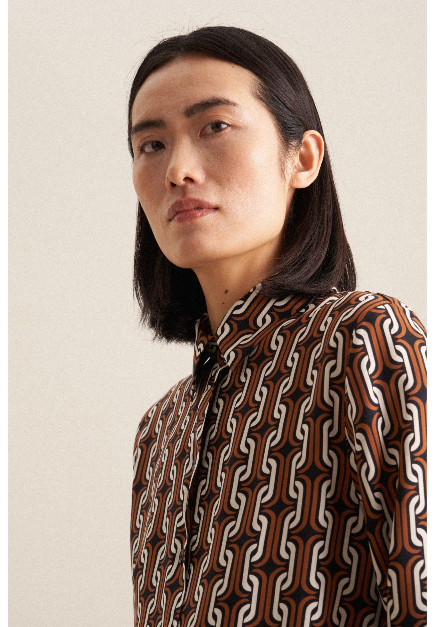 seidensticker Overhemdblouse Zwarte roos Lange mouwen kraag print