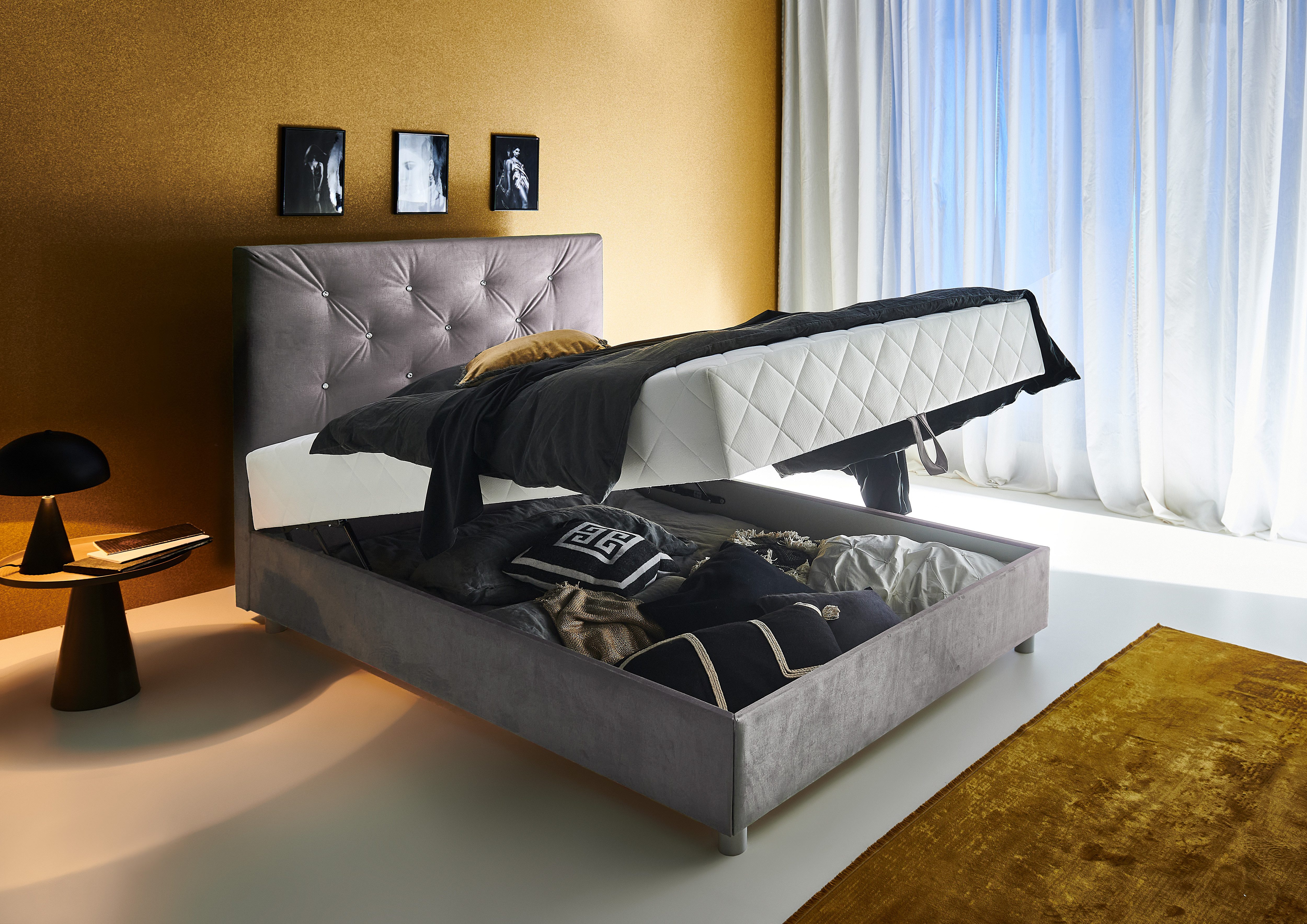 ATLANTIC home collection Boxspring CELIA in hoogwaardige fluweellook met pocketveringsmatras, bedkist en strassteentjes