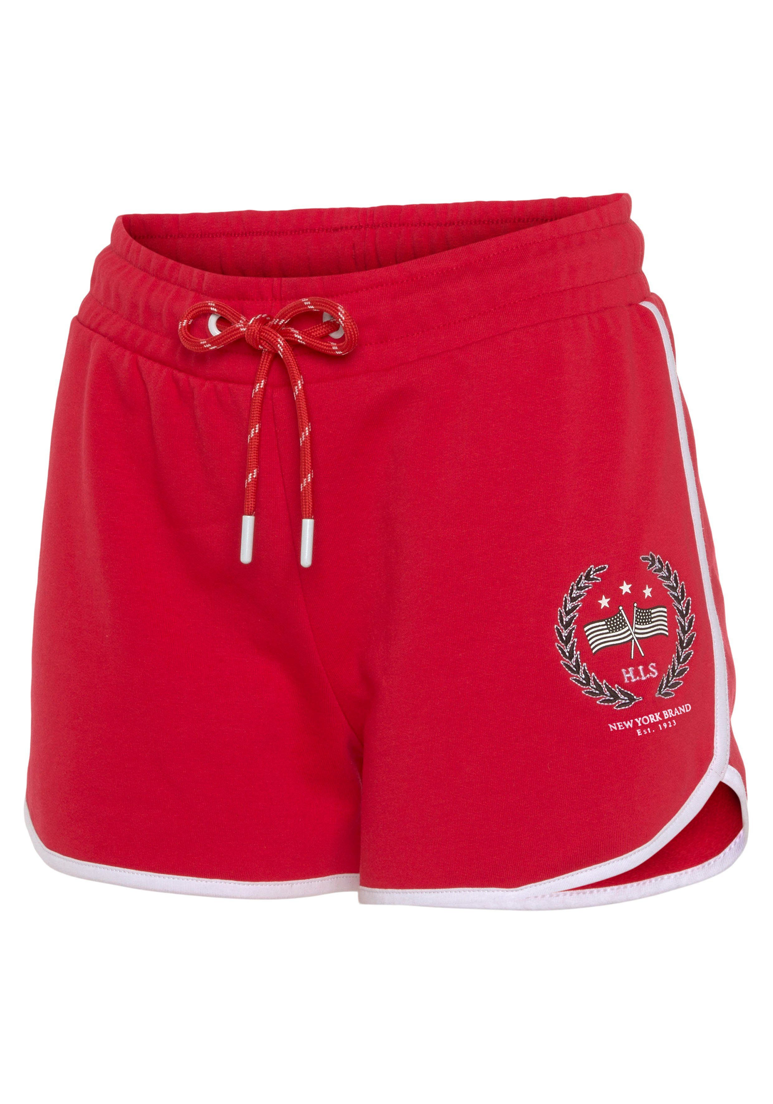H.I.S Sweatshort -Relaxshorts met mooie borduursel, loungeanzug