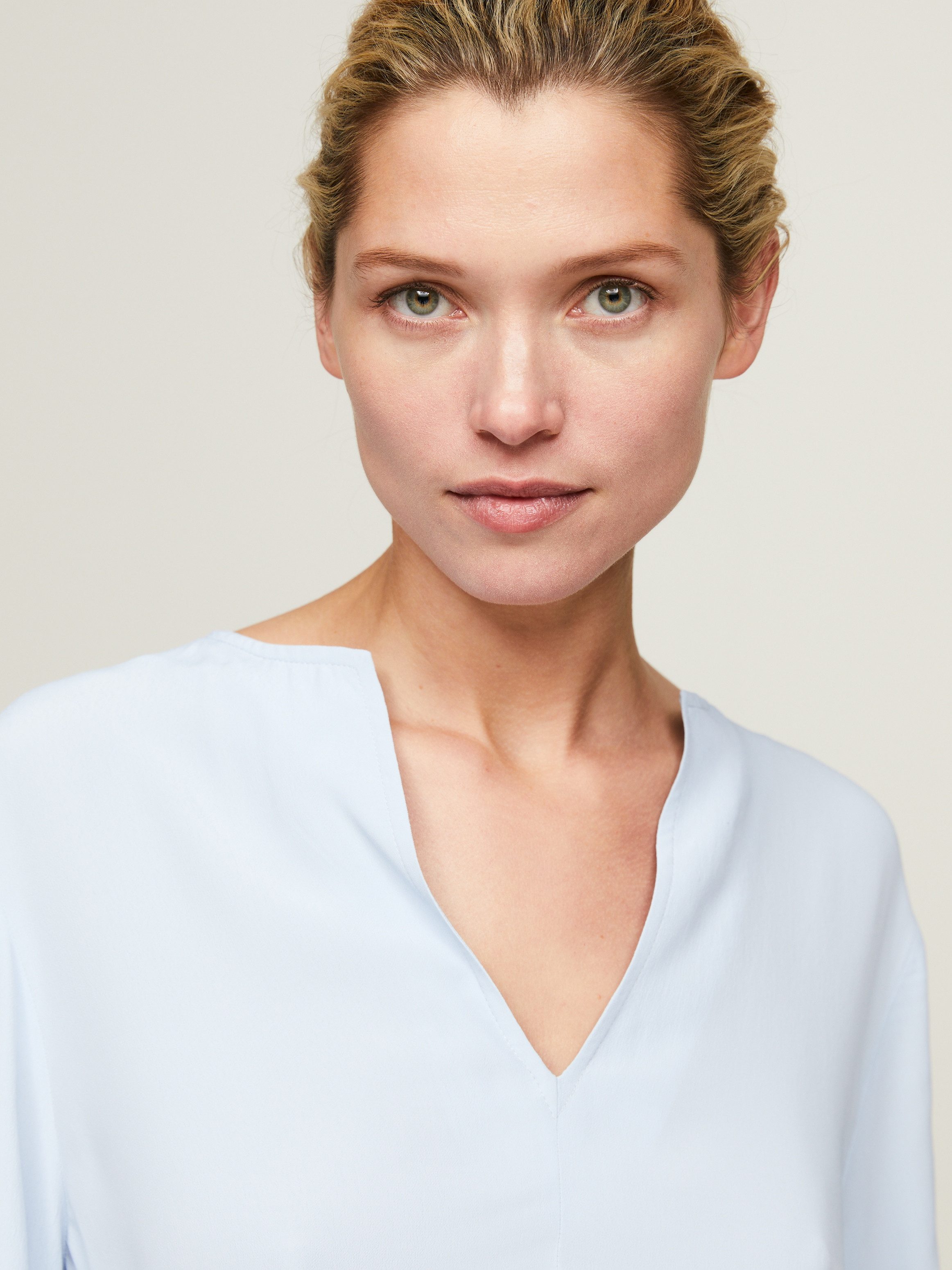 Tommy Hilfiger Blouse met lange mouwen VISCOSE CREPE V-NECK BLOUSE