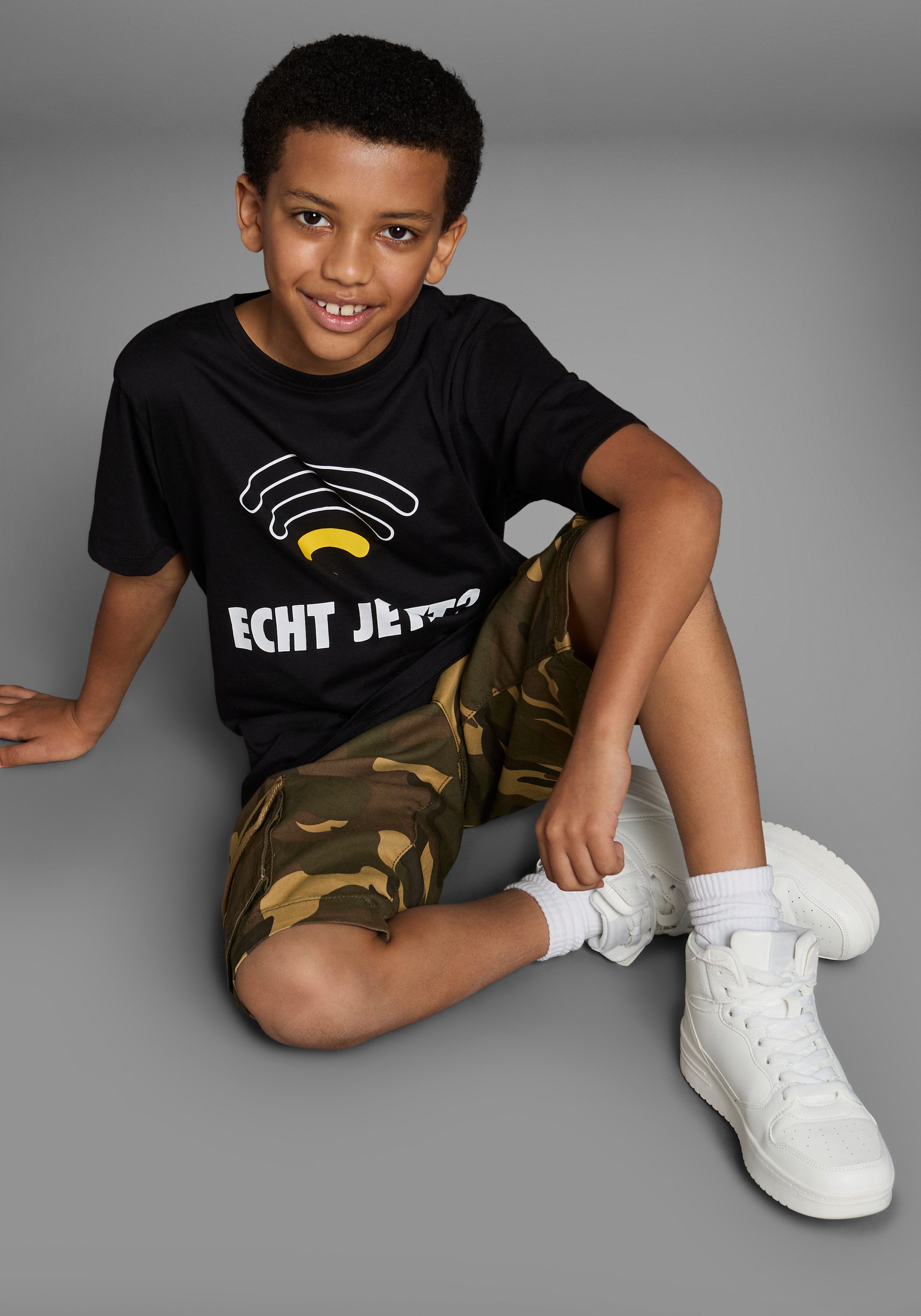 KIDSWORLD T-shirt ECHT JETZT? Korte mouwen, basic pasvorm, bedrukt, ronde hals