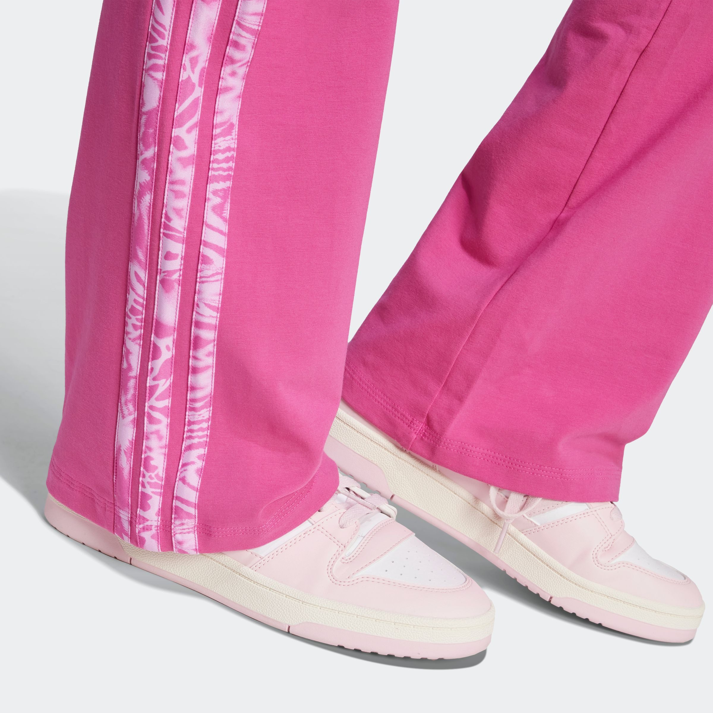 adidas Sportswear Trainingstights W AOP FLARE LEG (1-delig)