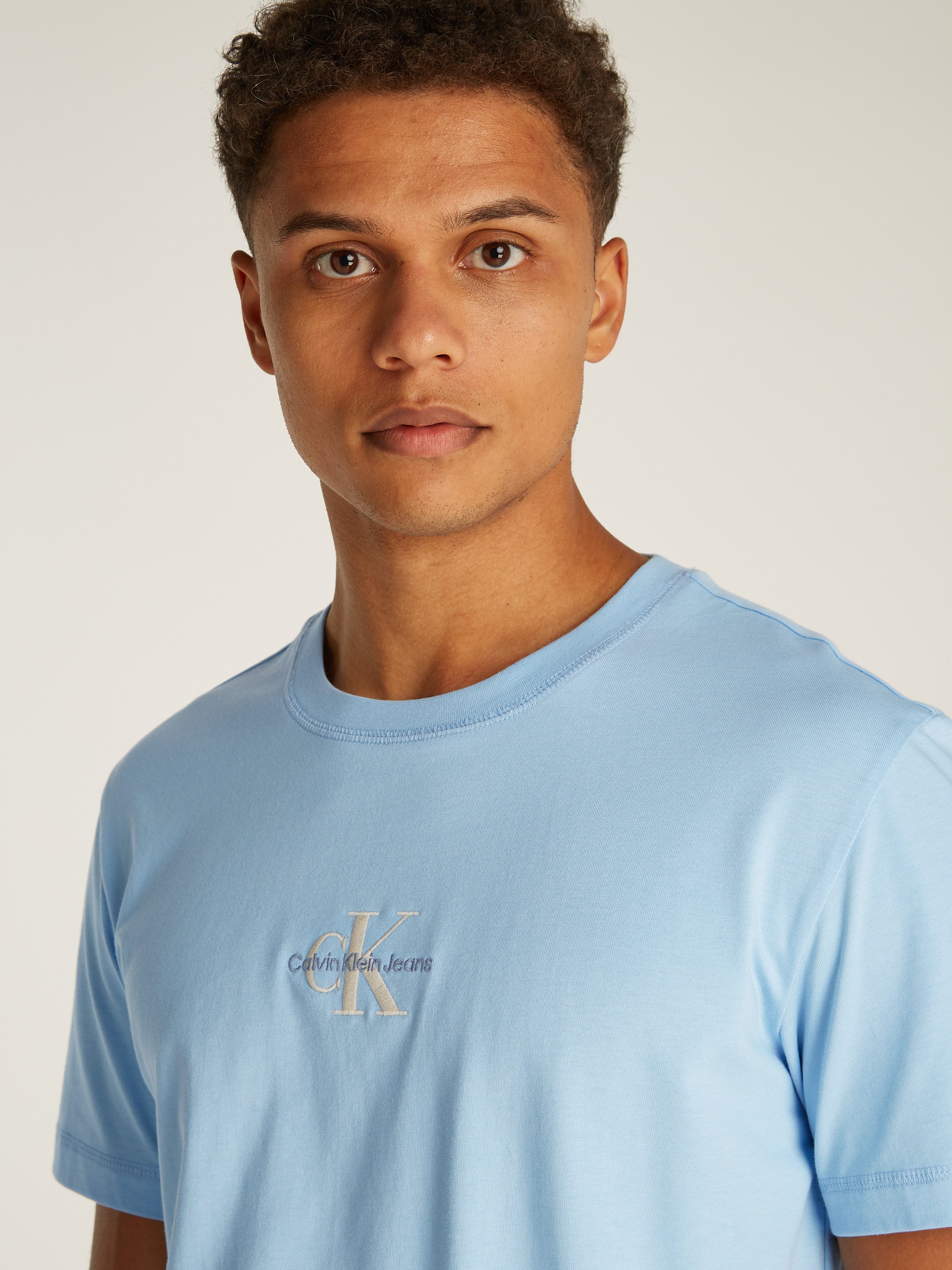 Calvin Klein T-shirt MONOLOGO TEE met een logo-opschrift