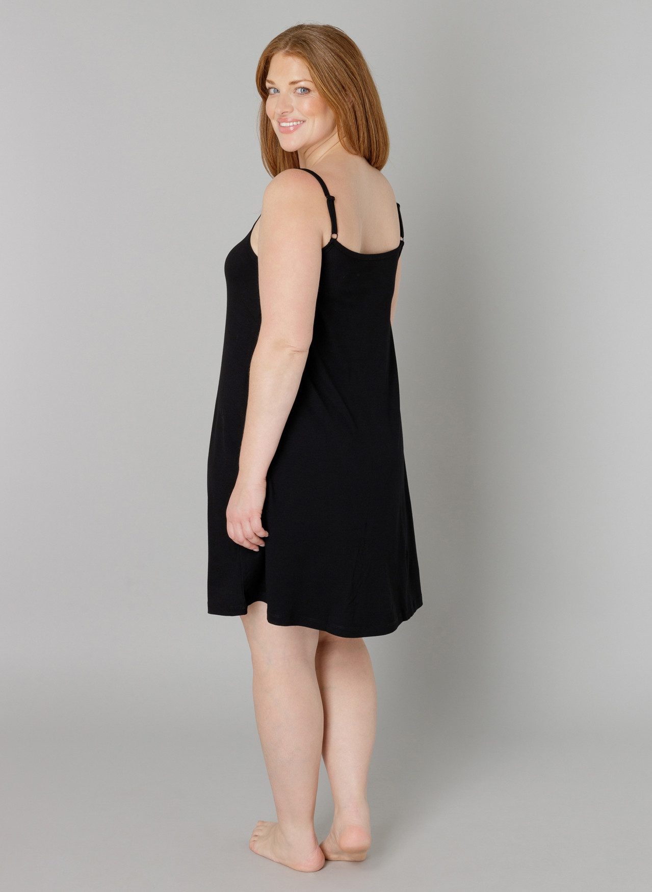 Base Level Curvy Jurk in overgooiermodel Alissa Verstelbare bandjes