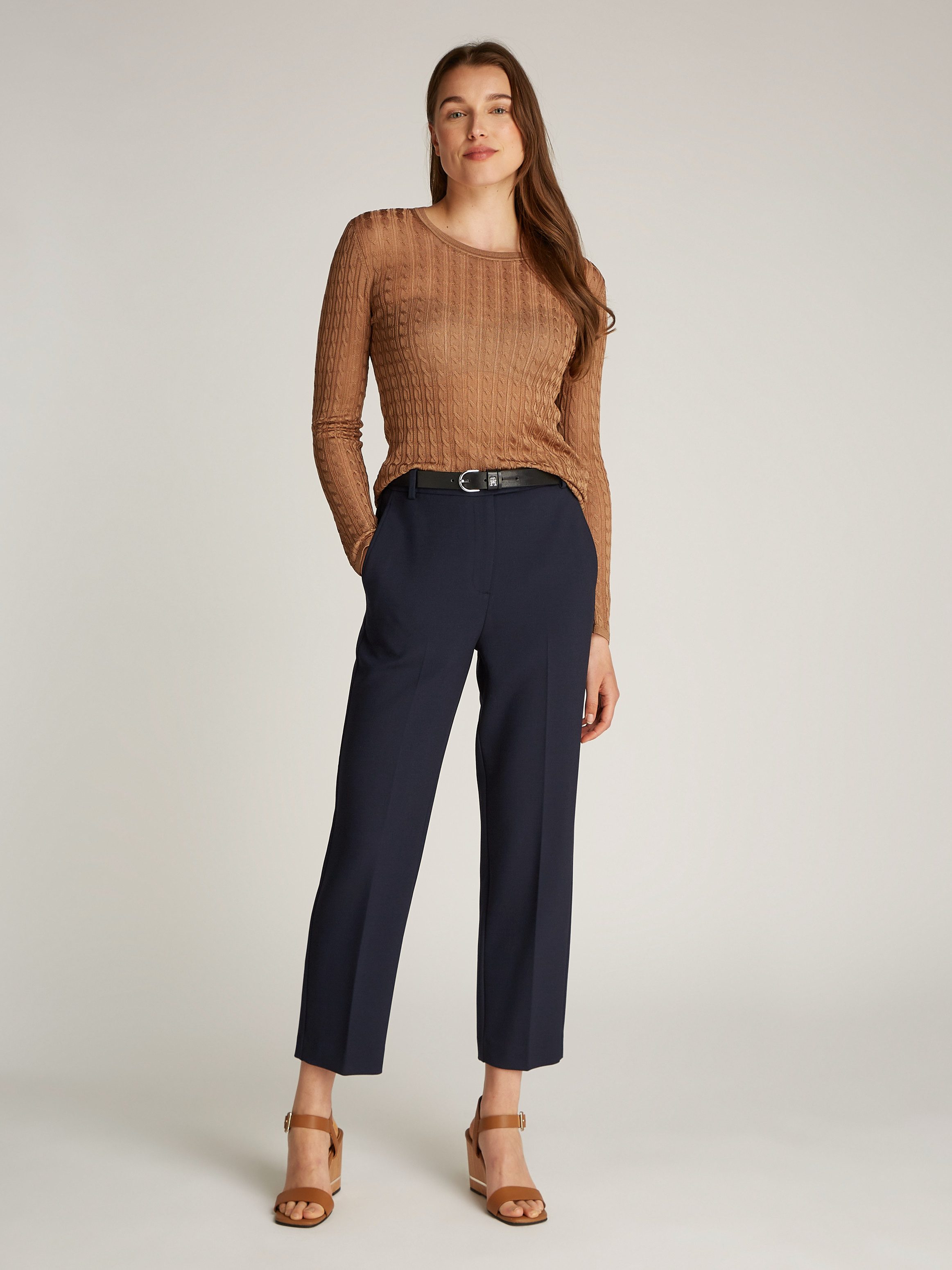 Tommy Hilfiger Geweven broek PUNTO SLIM STRAIGHT PANT met strijkvouwen metalen label