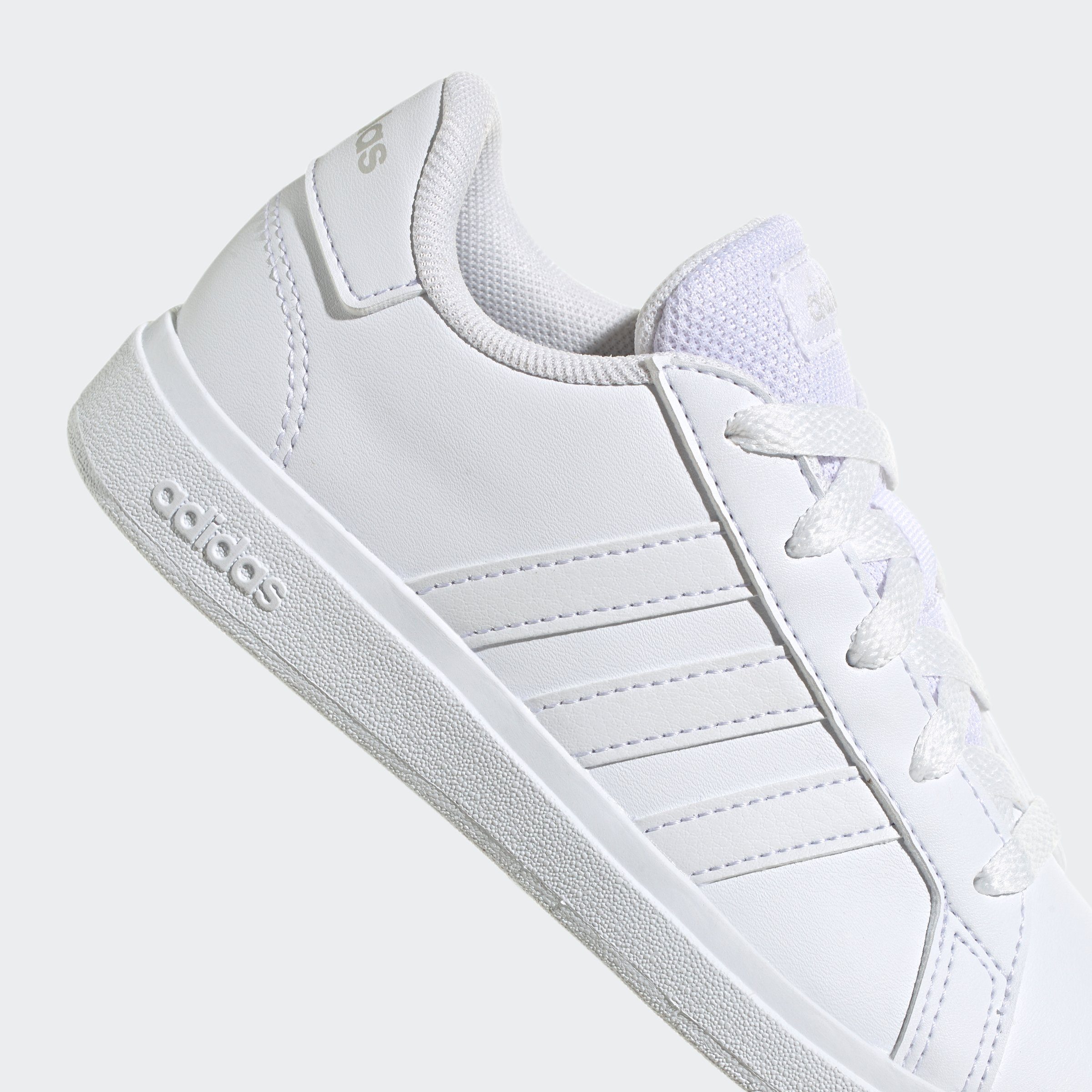 adidas Sportswear Sneakers GRAND COURT LIFESTYLE TENNIS LACE-UP Design geïnspireerd op de adidas Superstar