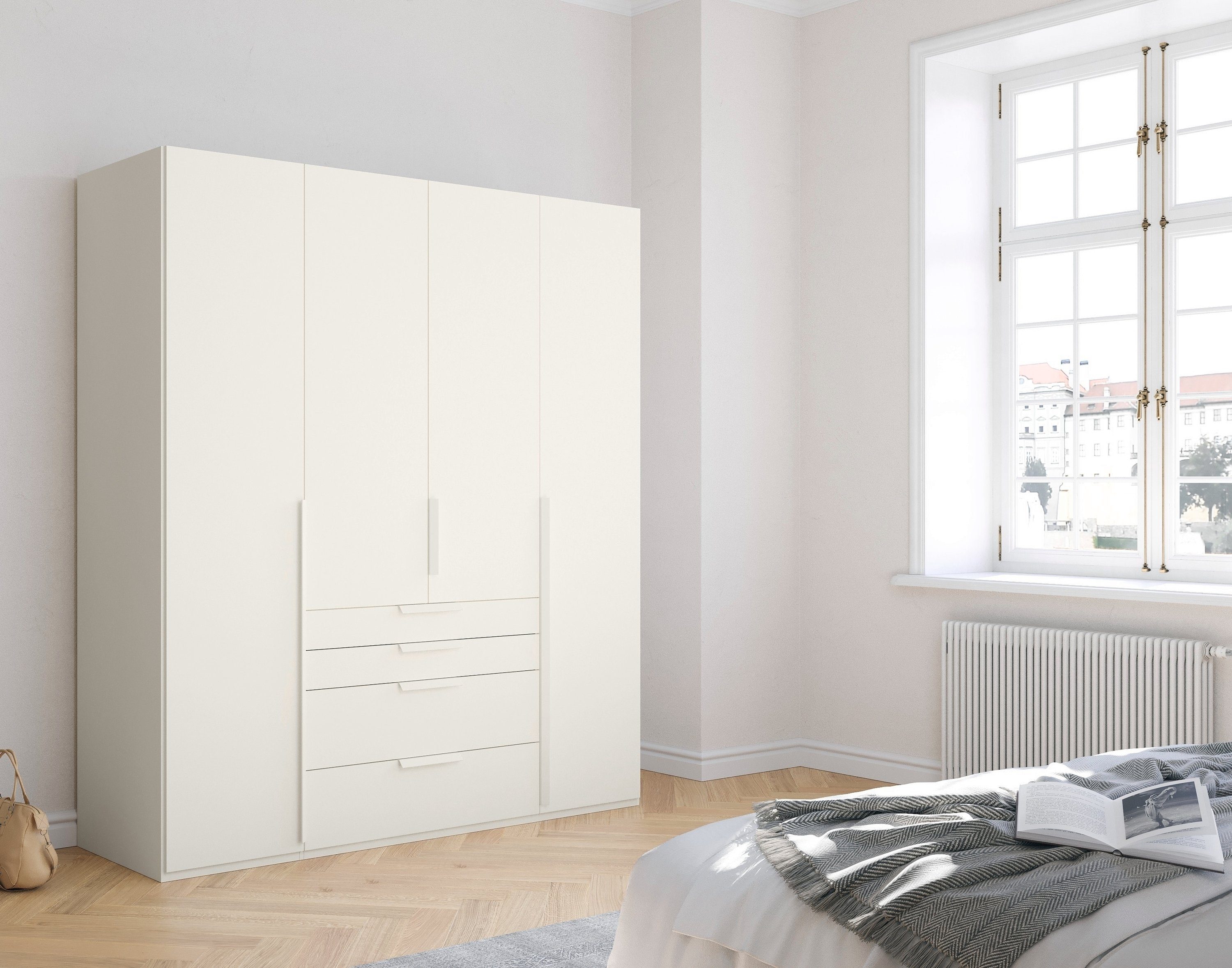 rauch Draaideurkast Purisma met laden en vele accessoires, met soft-closefunctie