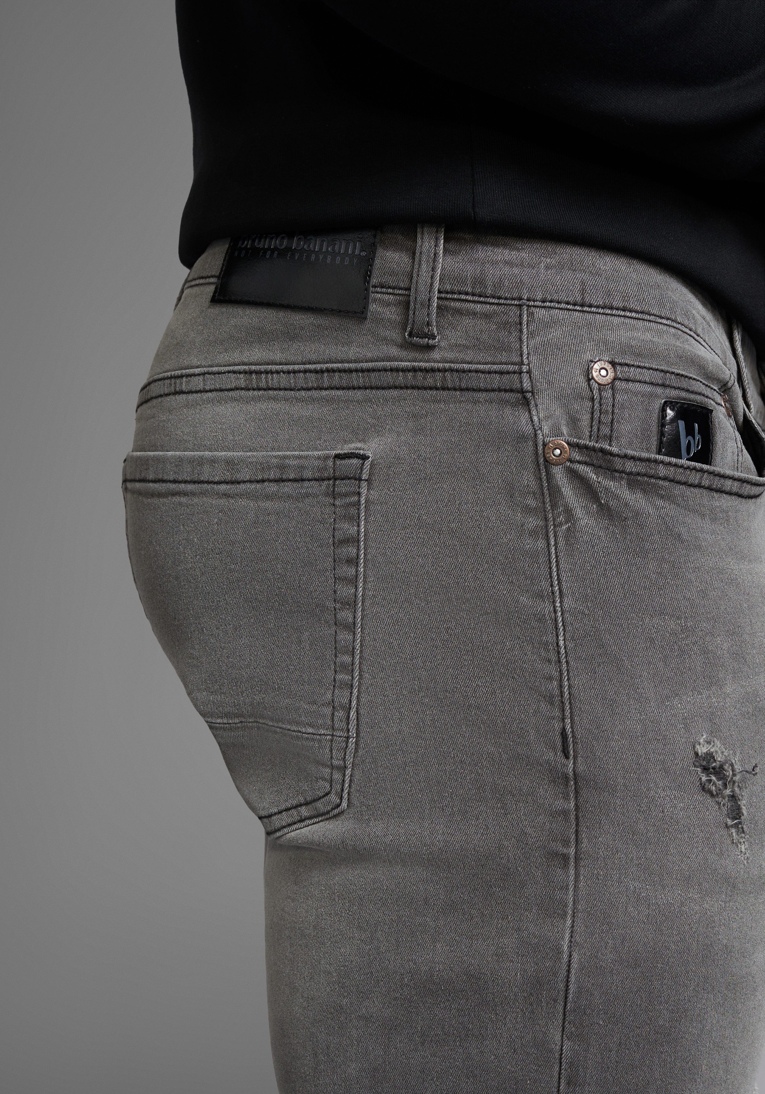 Bruno Banani Straight jeans Hutch rechte broekspijpen, gedeeltelijk met modieuze destroyed-effecten,