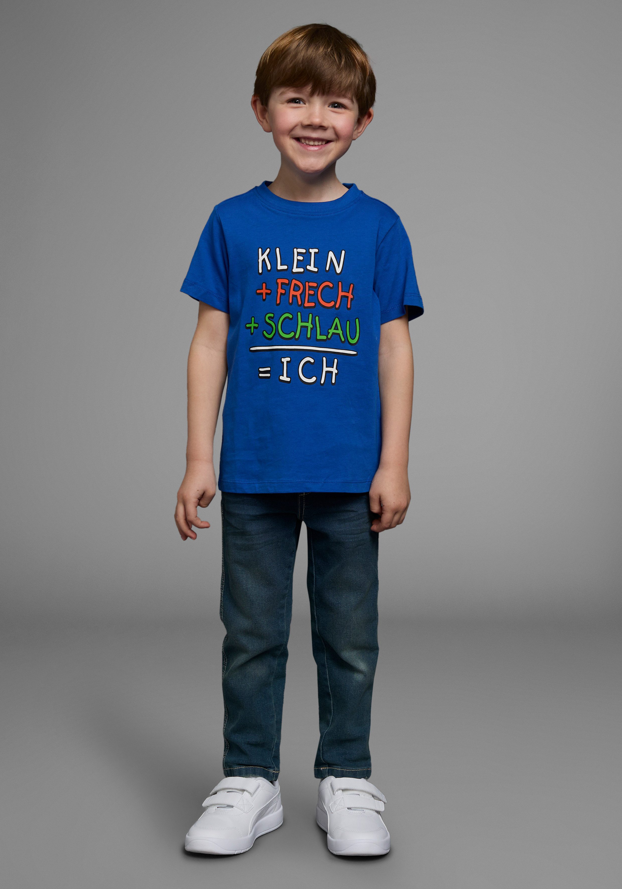 KIDSWORLD T-shirt Met spreuk: KLEIN+FRECH+SCHLAU... Korte mouwen, basic pasvorm, bedrukt, ronde hals