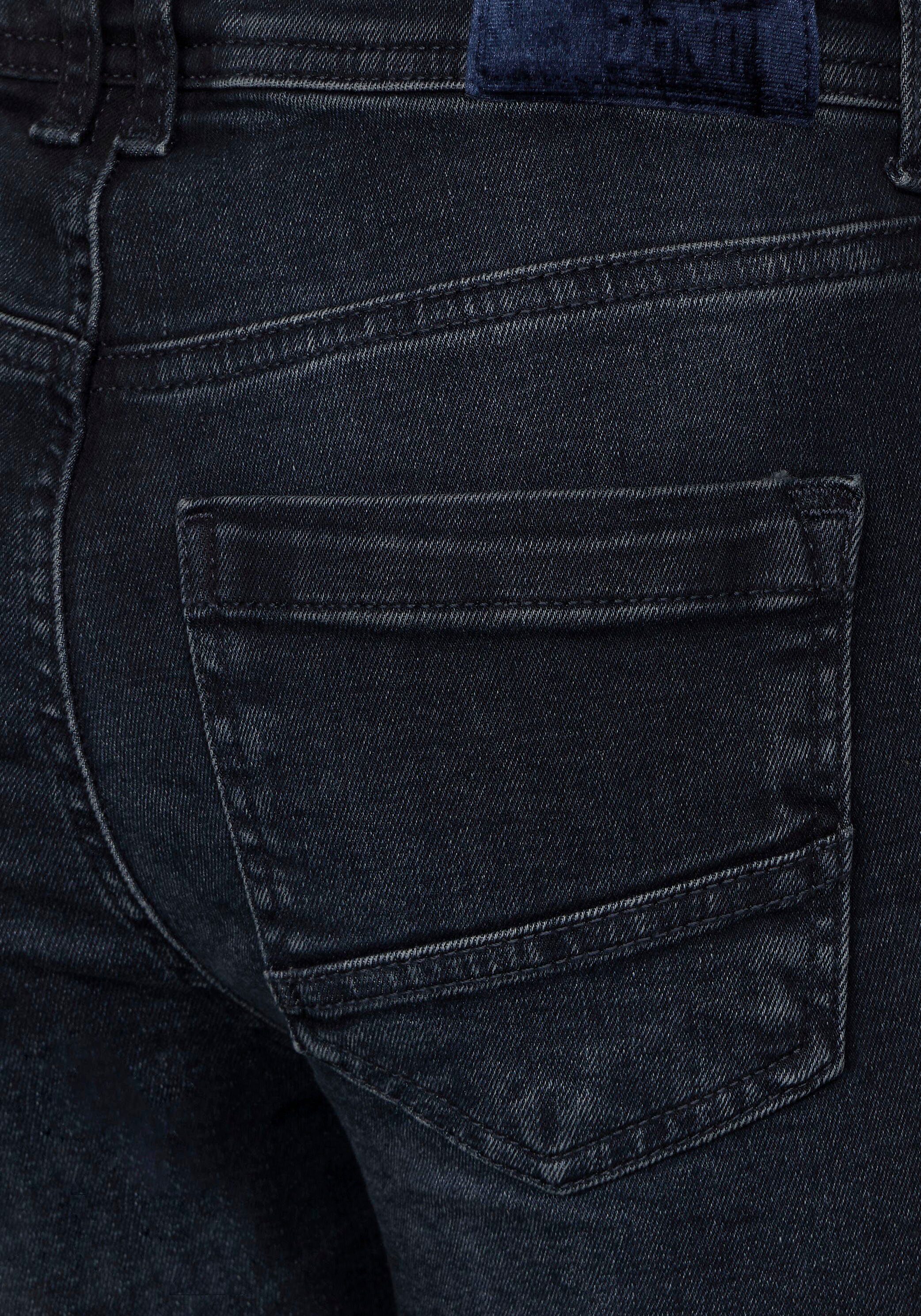 STREET ONE Slim fit jeans in donkere wassing