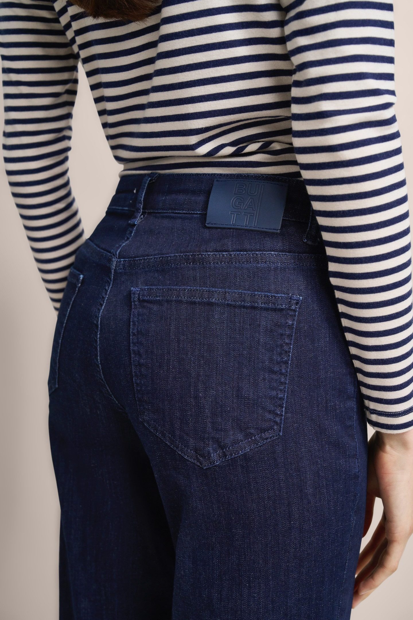 Bugatti 5-pocket jeans met persplooien