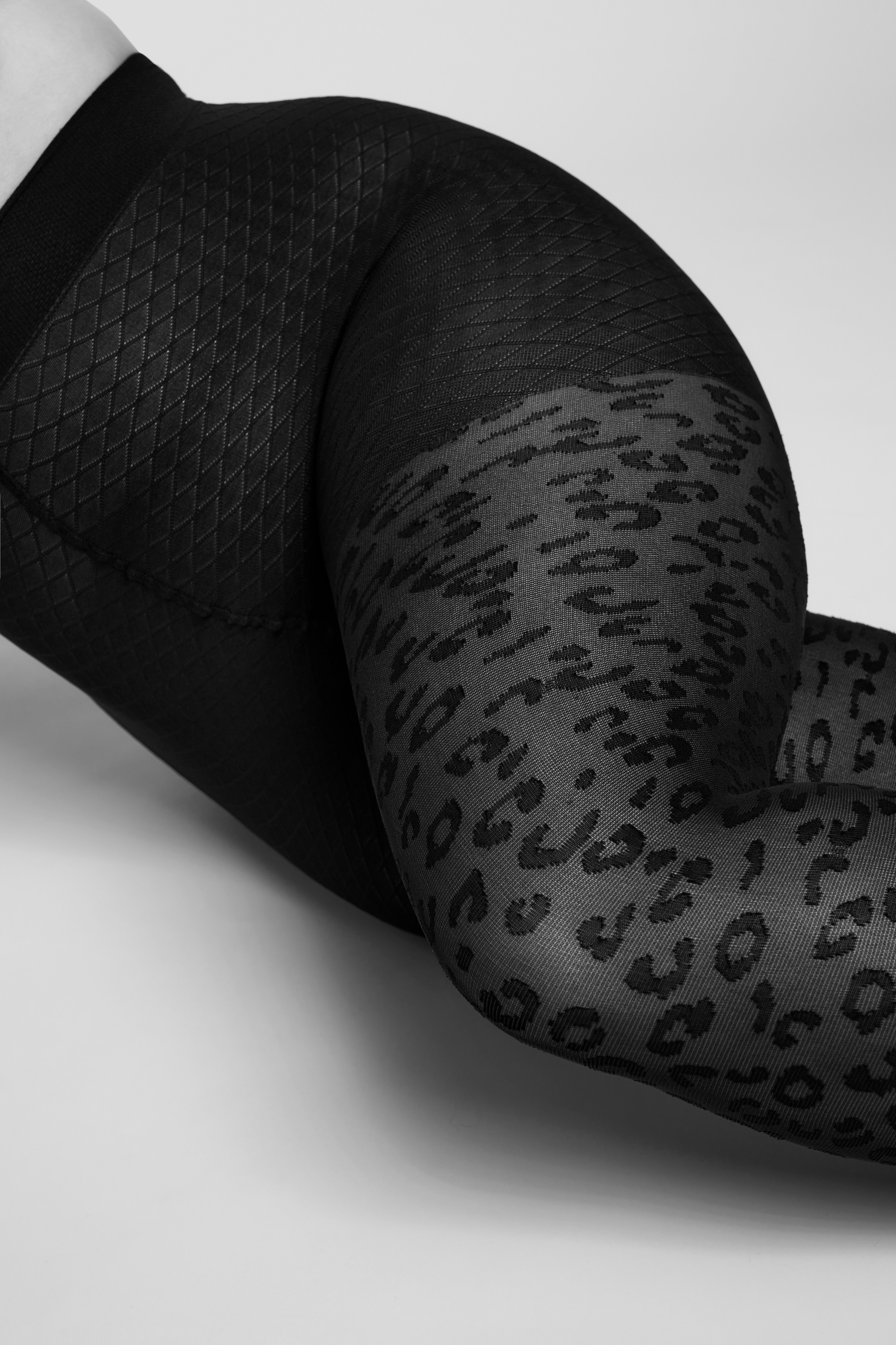 Camano Panty Fine curvy met decoratieve patroonafsluiting (1 stuk)