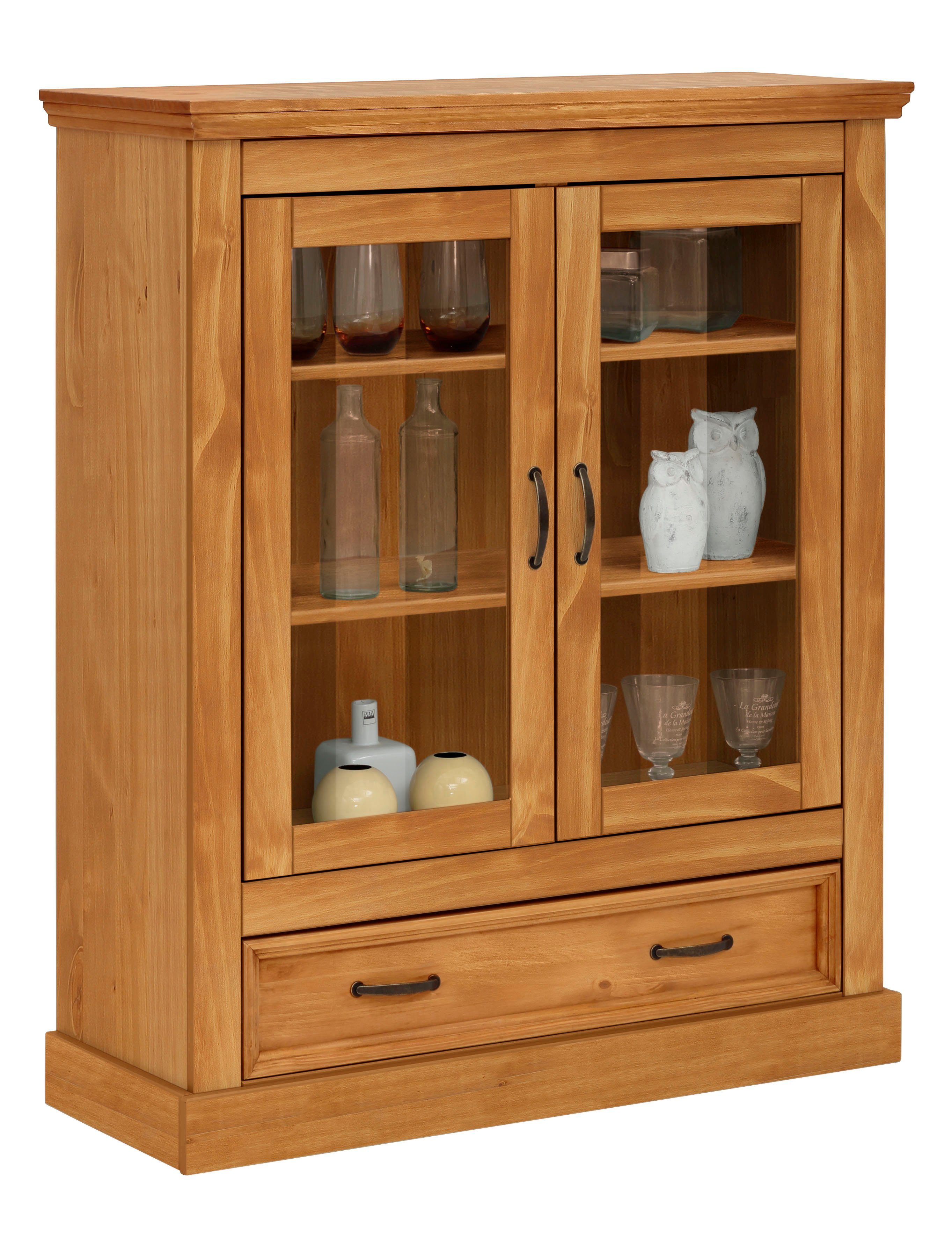 Home affaire Vitrinekast Selma Highboard gemaakt van massief grenen, met metalen handgrepen in een antieke look