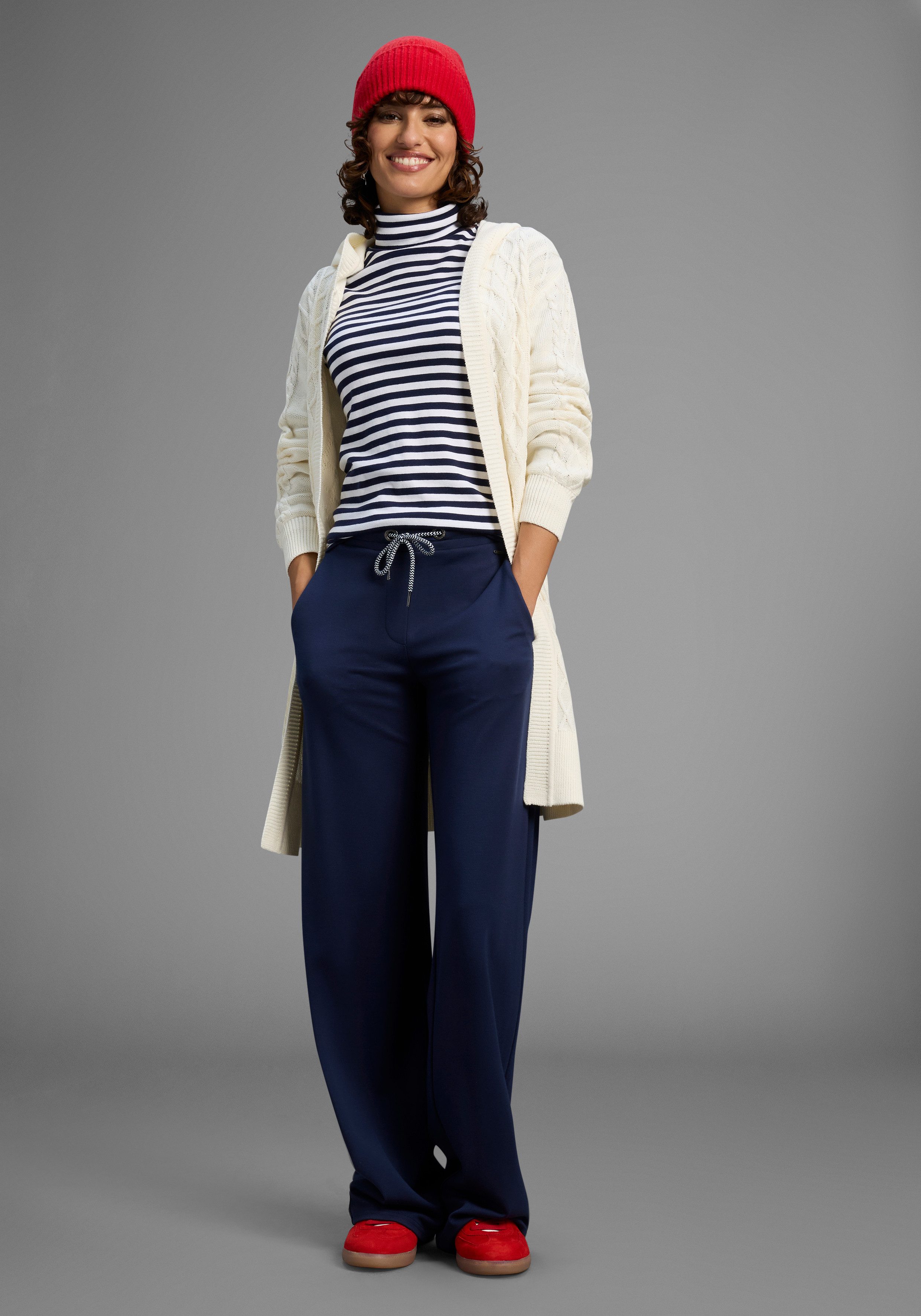 Laura Scott Lang vest Overgangsbreisel met capuchon en kabelbreisel - NIEUWE COLLECTIE