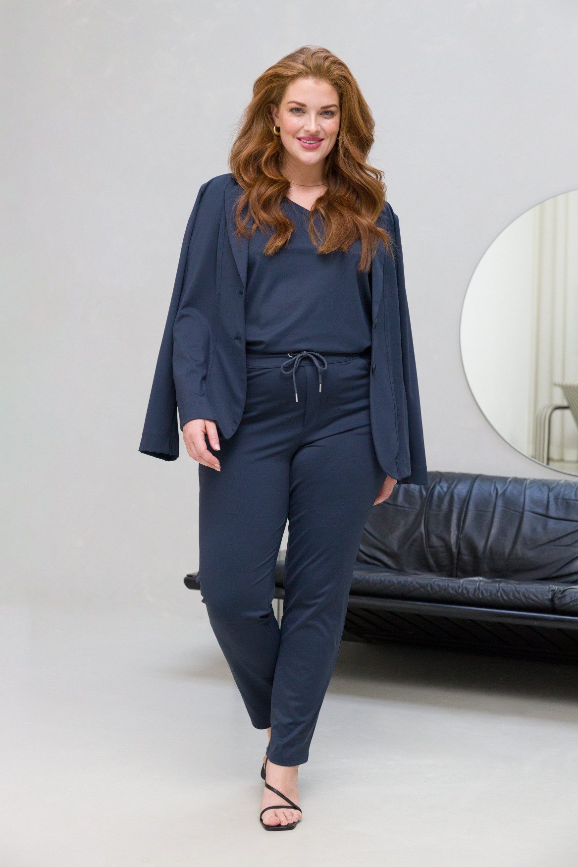 Base Level Curvy Stoffen broek Liana met stretch en koord, in jeggings-stijl