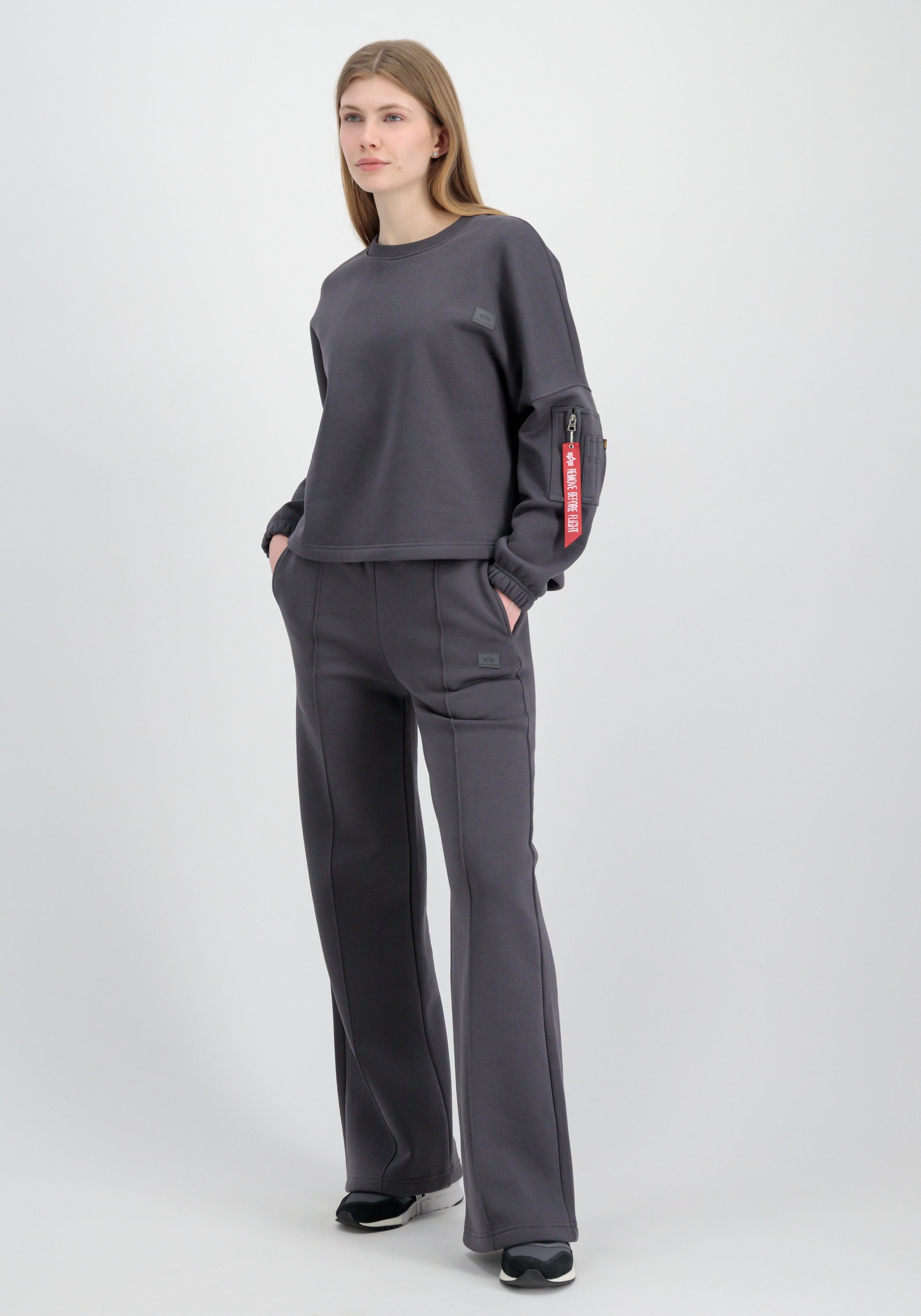 Alpha Industries Joggingbroek Alpha Industries Women - Jogger X-Fit Label Wide Jogger Wmn