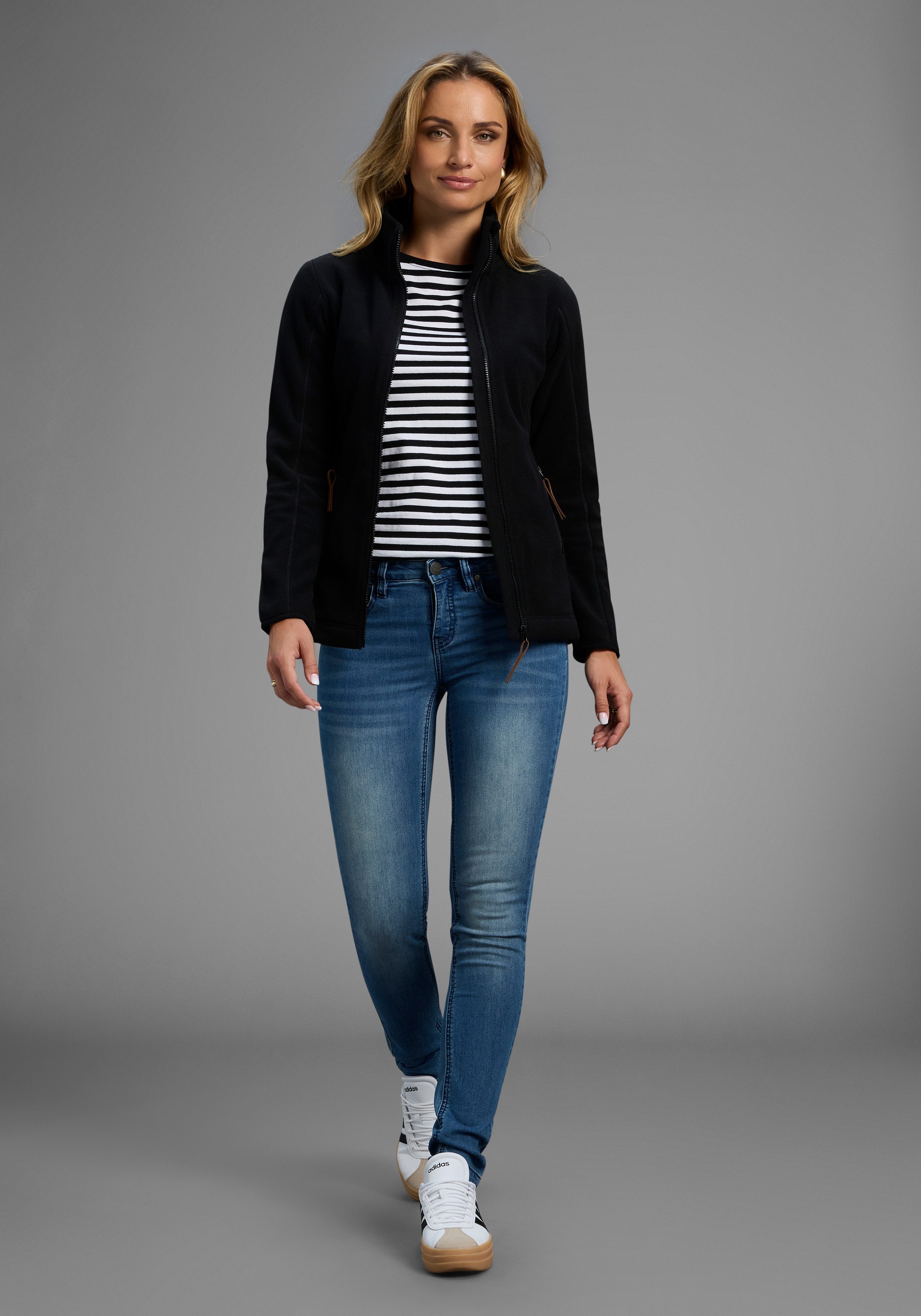 Arizona Skinny fit jeans Shaping skinny pasvorm, normale taille, in stretchkwaliteit, used-look