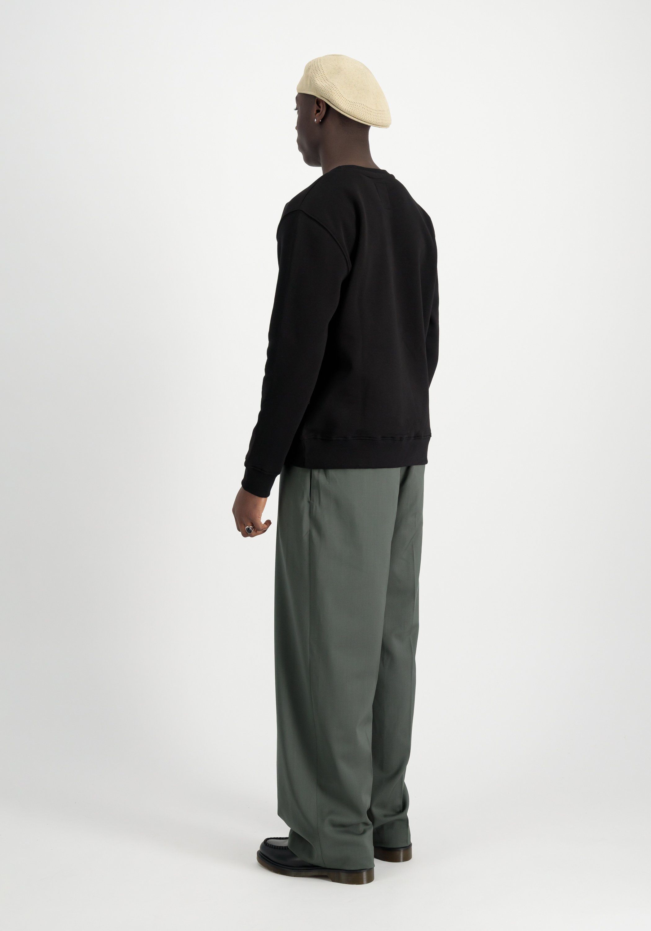 Alpha Industries Sweater Men Sweatshirts Basic Sweater Carbon