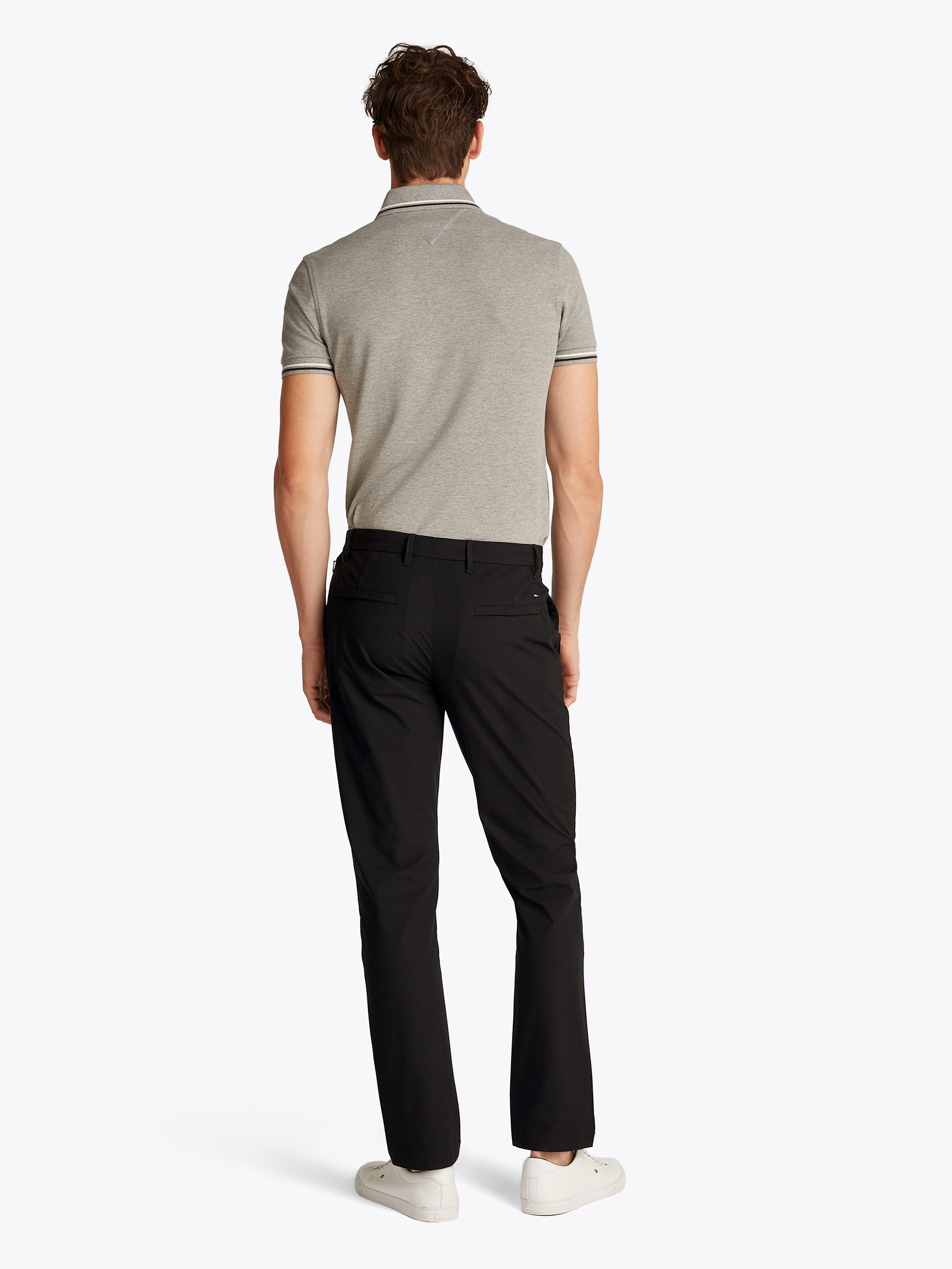 Tommy Hilfiger Chino DENTON KNIT TECH CHINO met vochtafvoerende anti-geur technologie