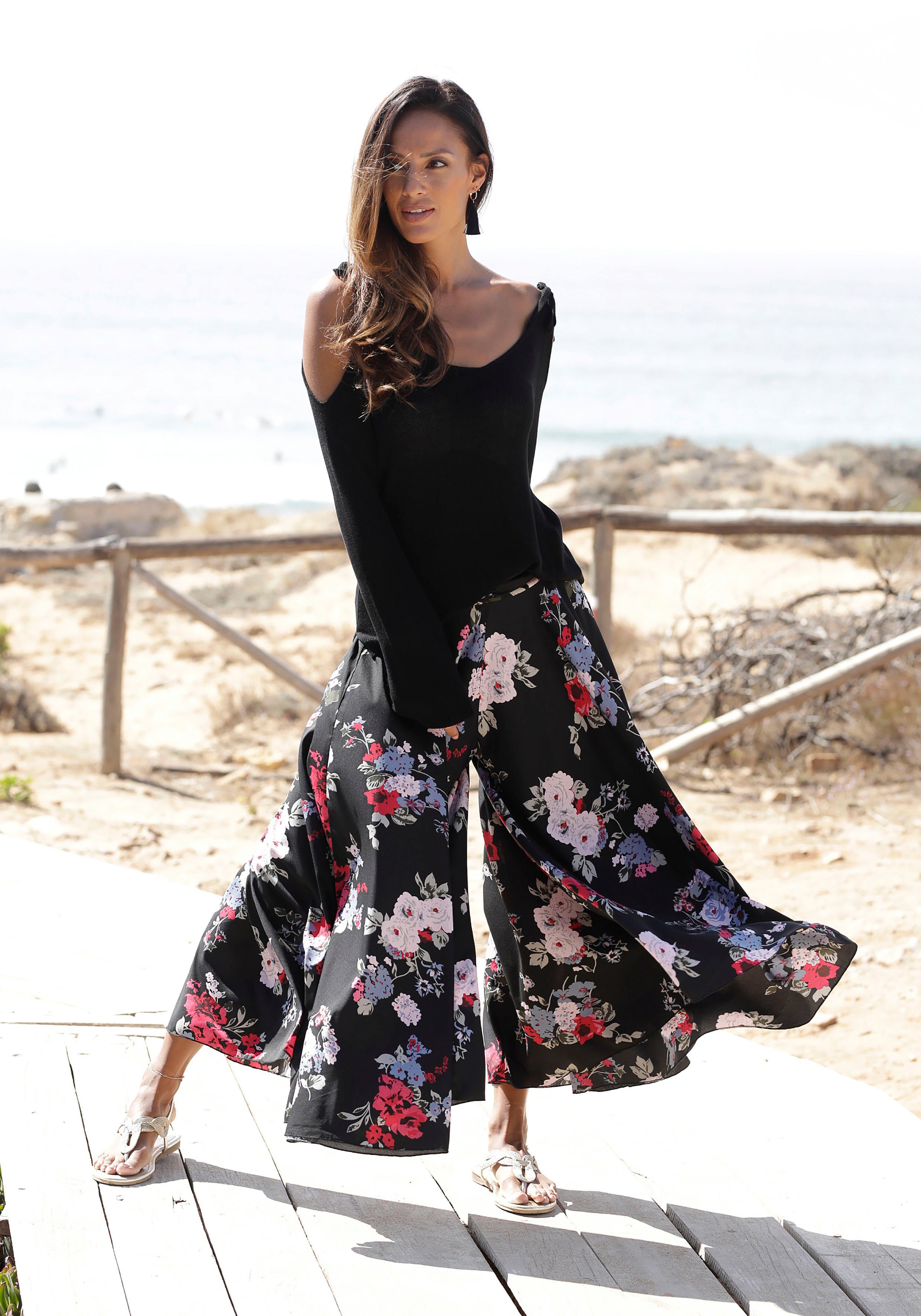 Lascana Broekrok met bloemenprint, culotte stijl, extra wijde pijpen